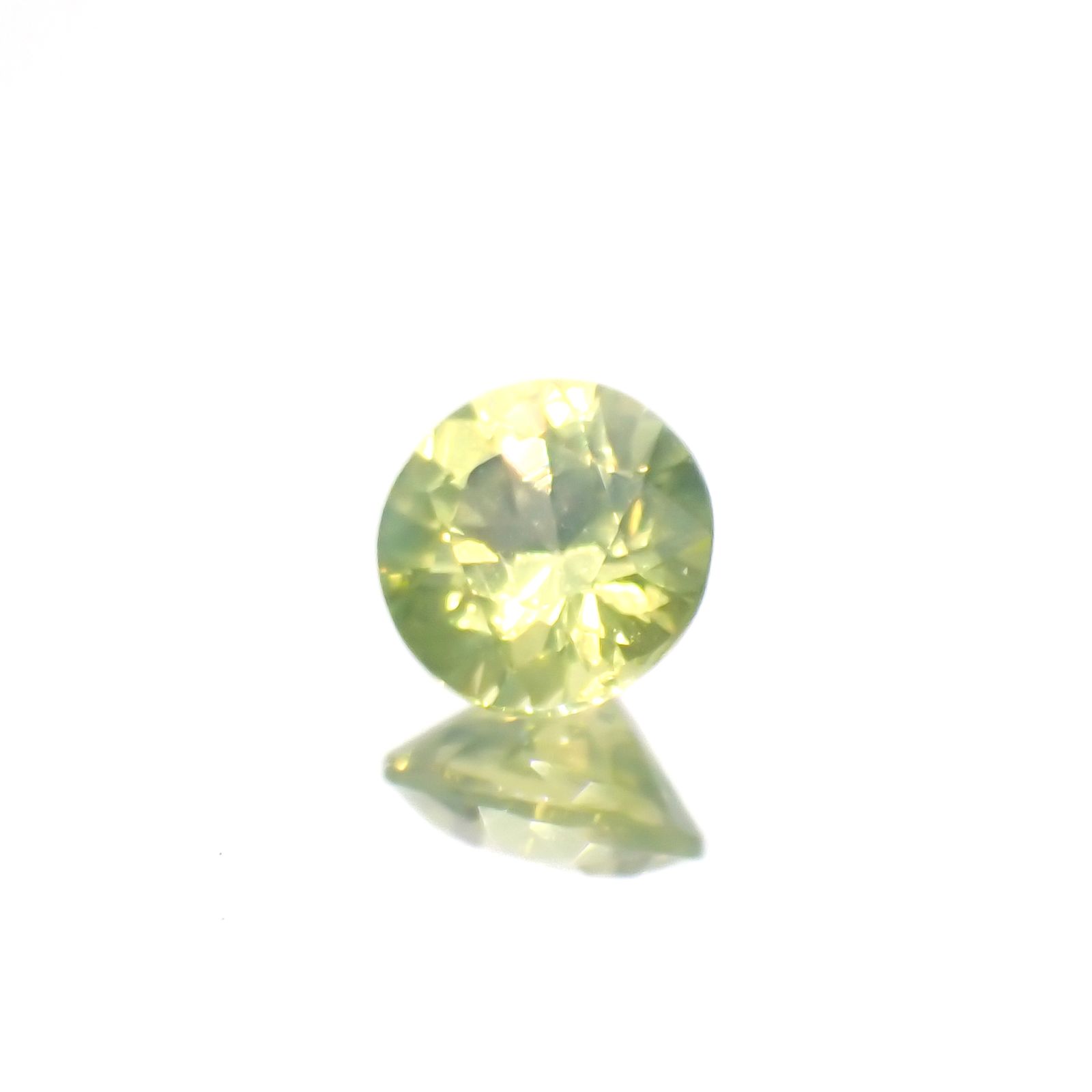 クリソベリル(宝石名クリソベリル)スリランカ産 0.42ct 識別済[230622493]4.6x4.6mm前後
