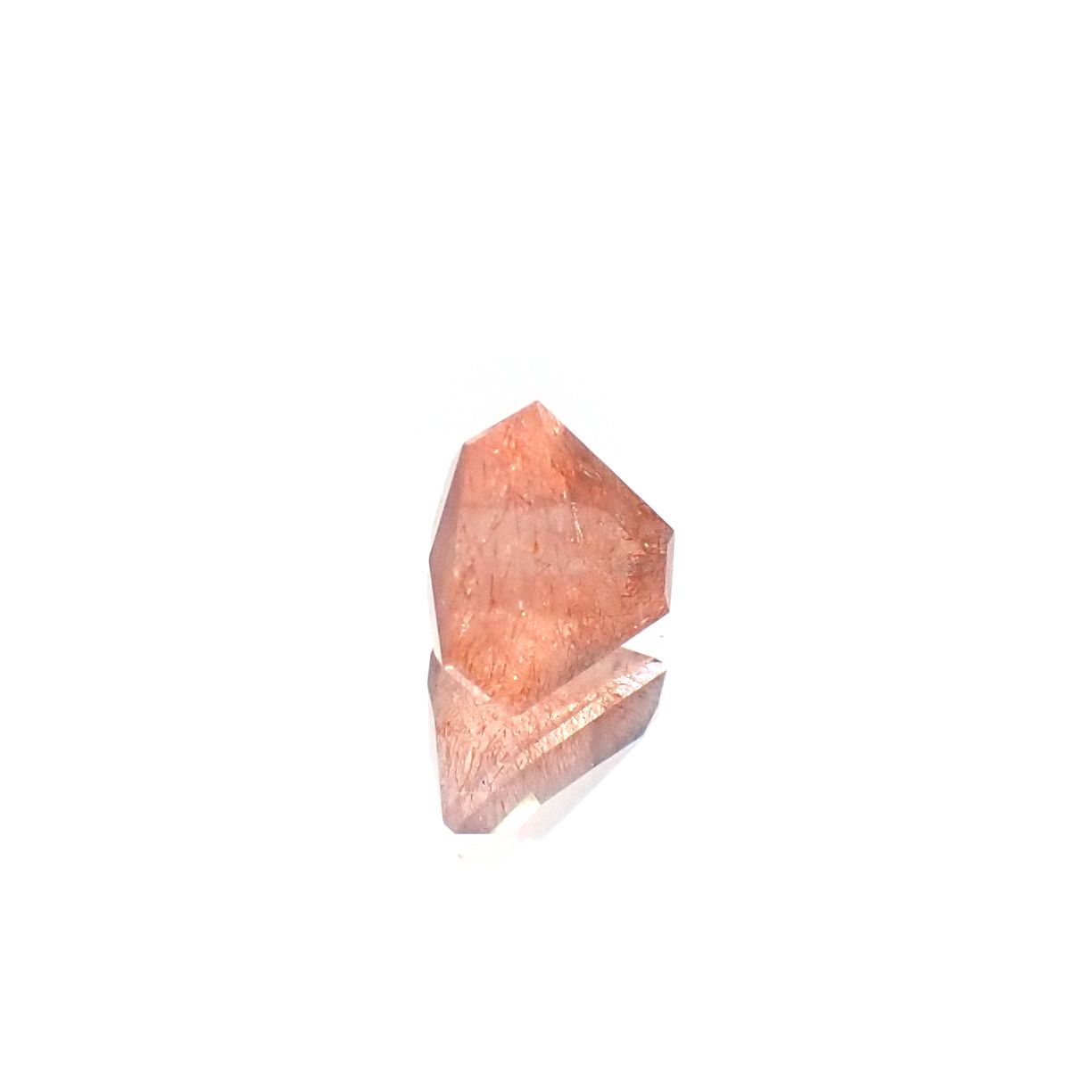 ◇カスタムカット◇ストロベリークォーツ カザフスタン産 0.63ct[240125493]5.3x5.2mm前後