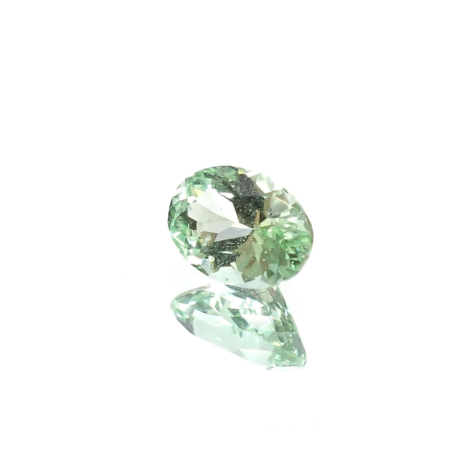 バナジウムコーネルピン(宝石名コーネルピン)タンザニア・タンガ州産 識別済 0.56ct / 5.8x4.2mm前後 [220115628]