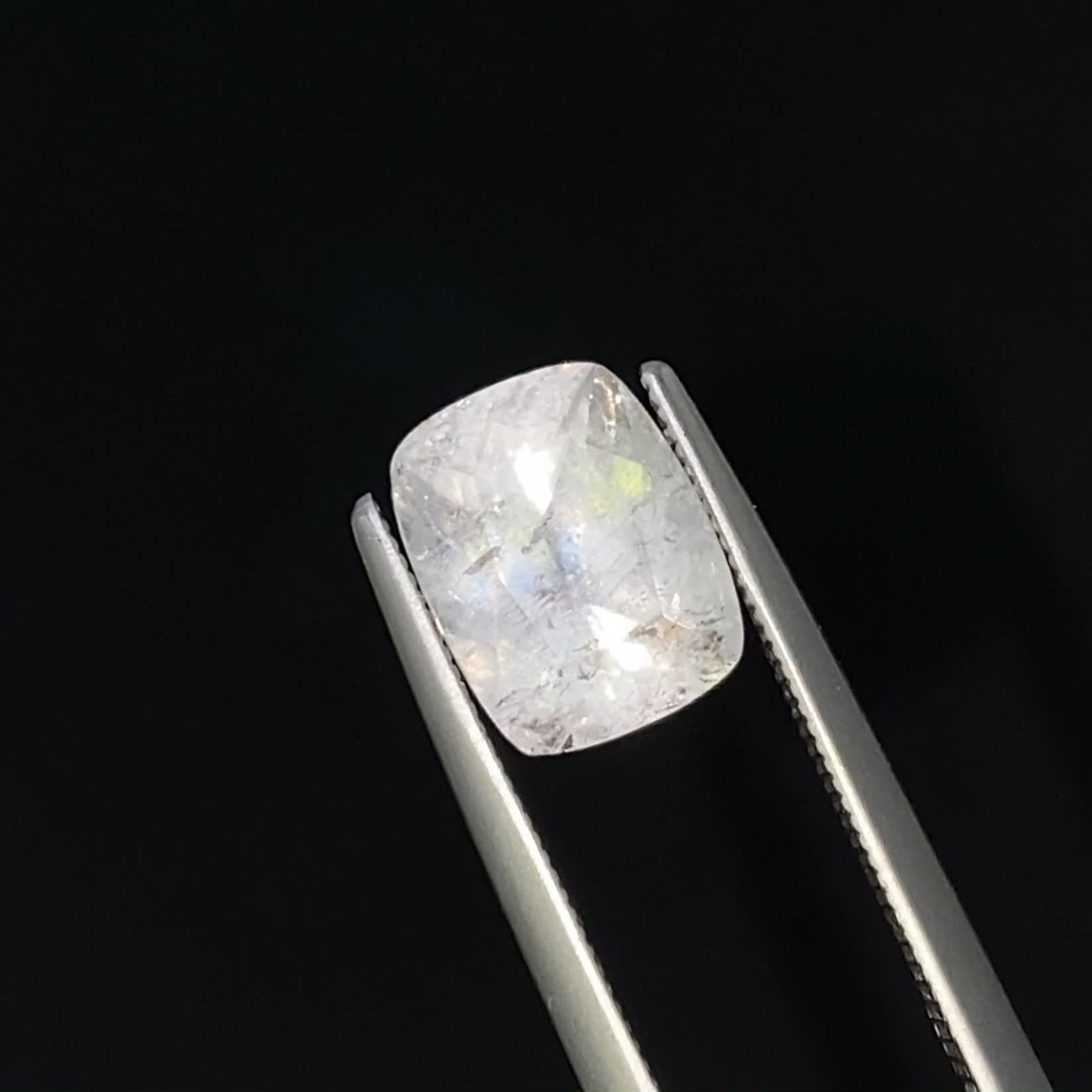 マグネサイト(宝石名マグネサイト)カナダ産 2.268ct ソ付(日独