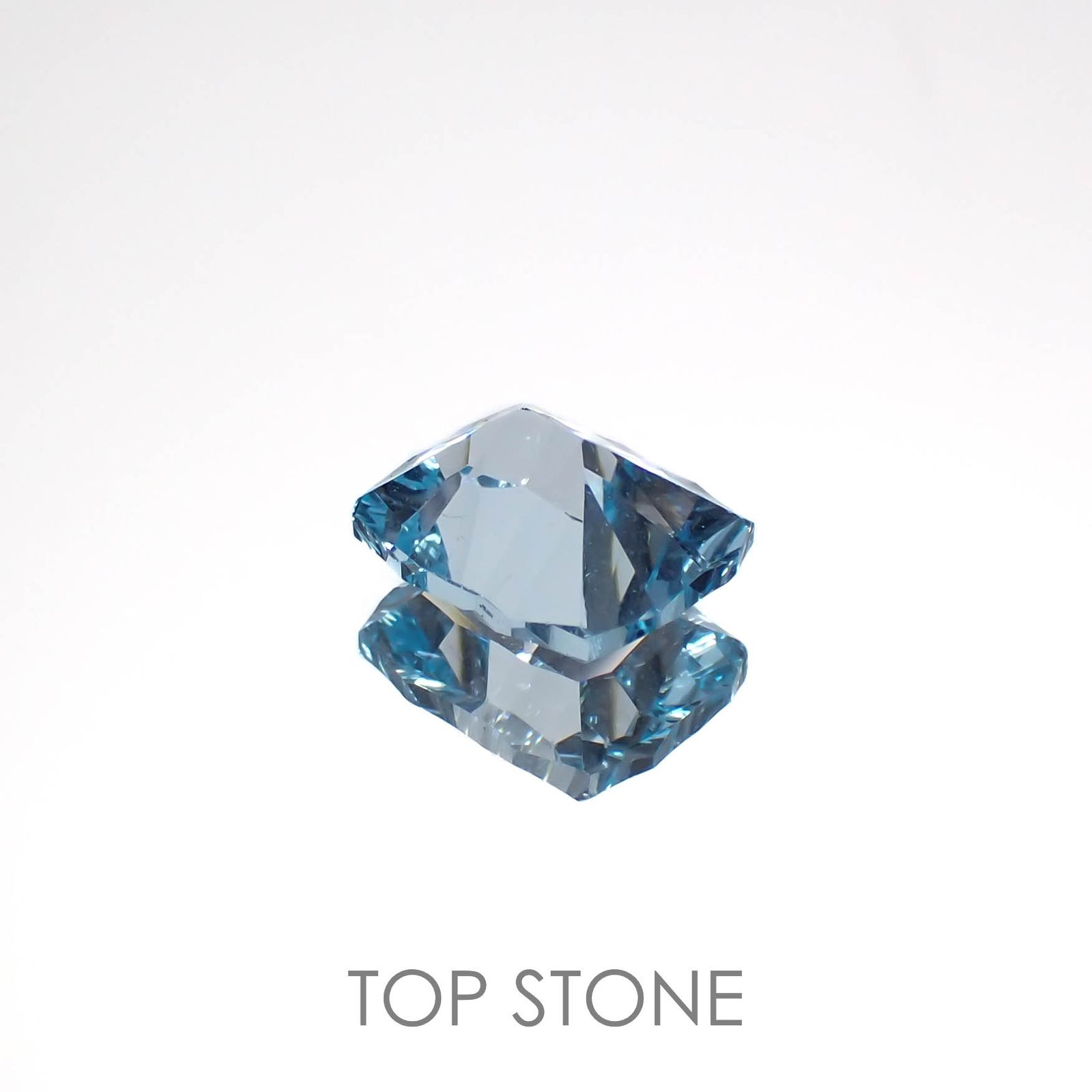 ◇カスタムカット◇ブルートパーズ ブラジル産 3.80ct[221219366]10x8.1mm前後