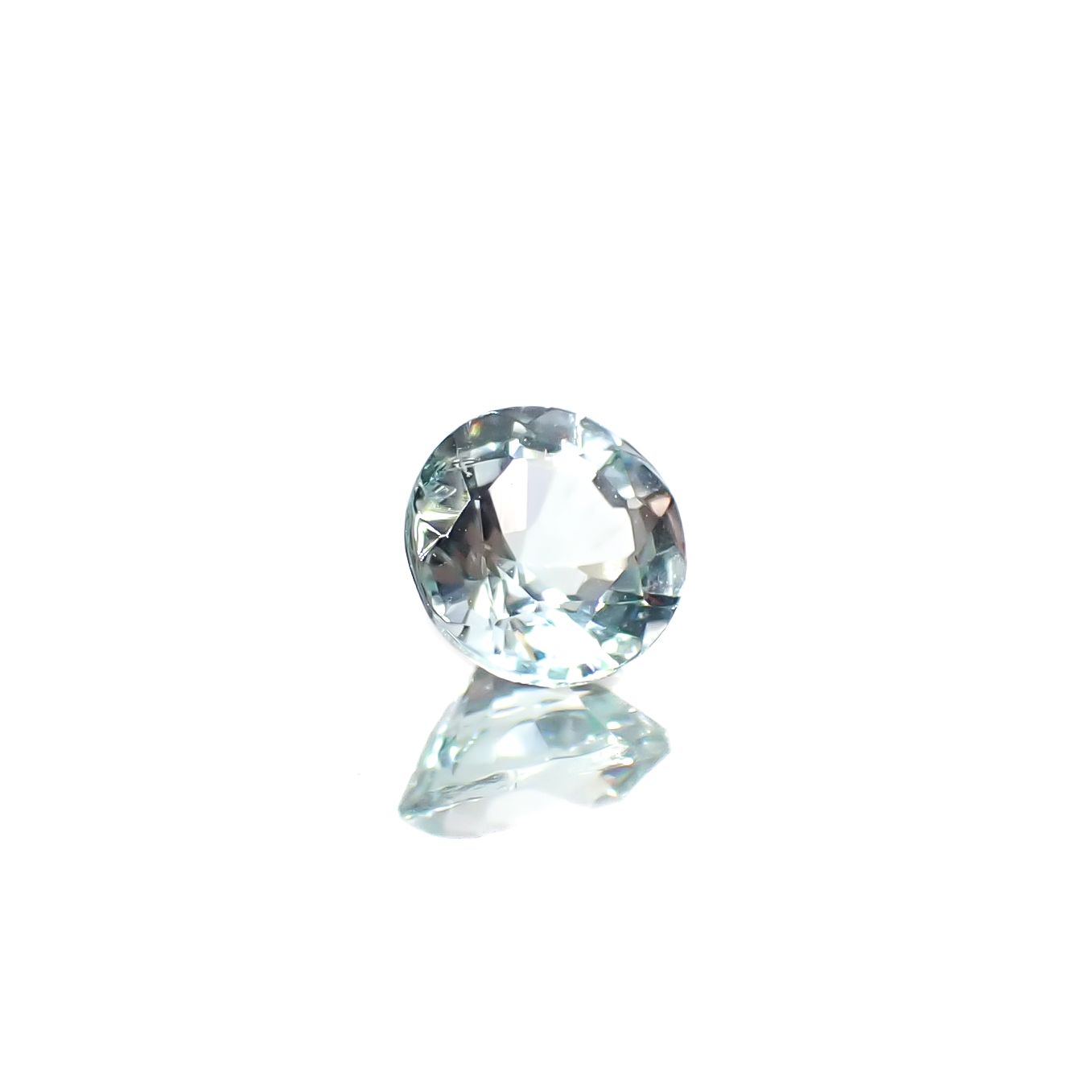 ミントベリル ブラジル産 0.32ct[240728585]4.5x4.5mm前後