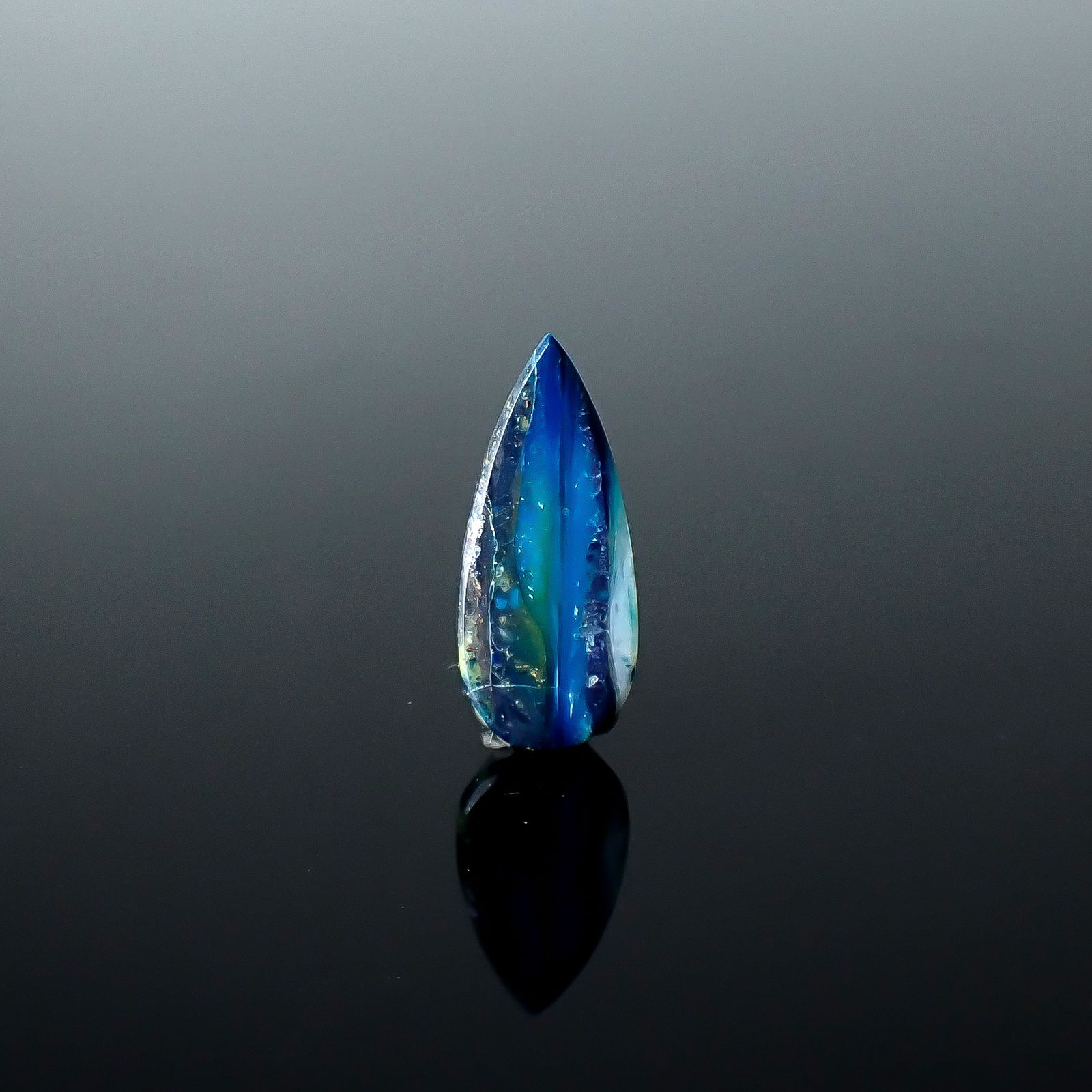 ブルーオパール ペルー産 2.76ct [250730734]16.2x7mm前後