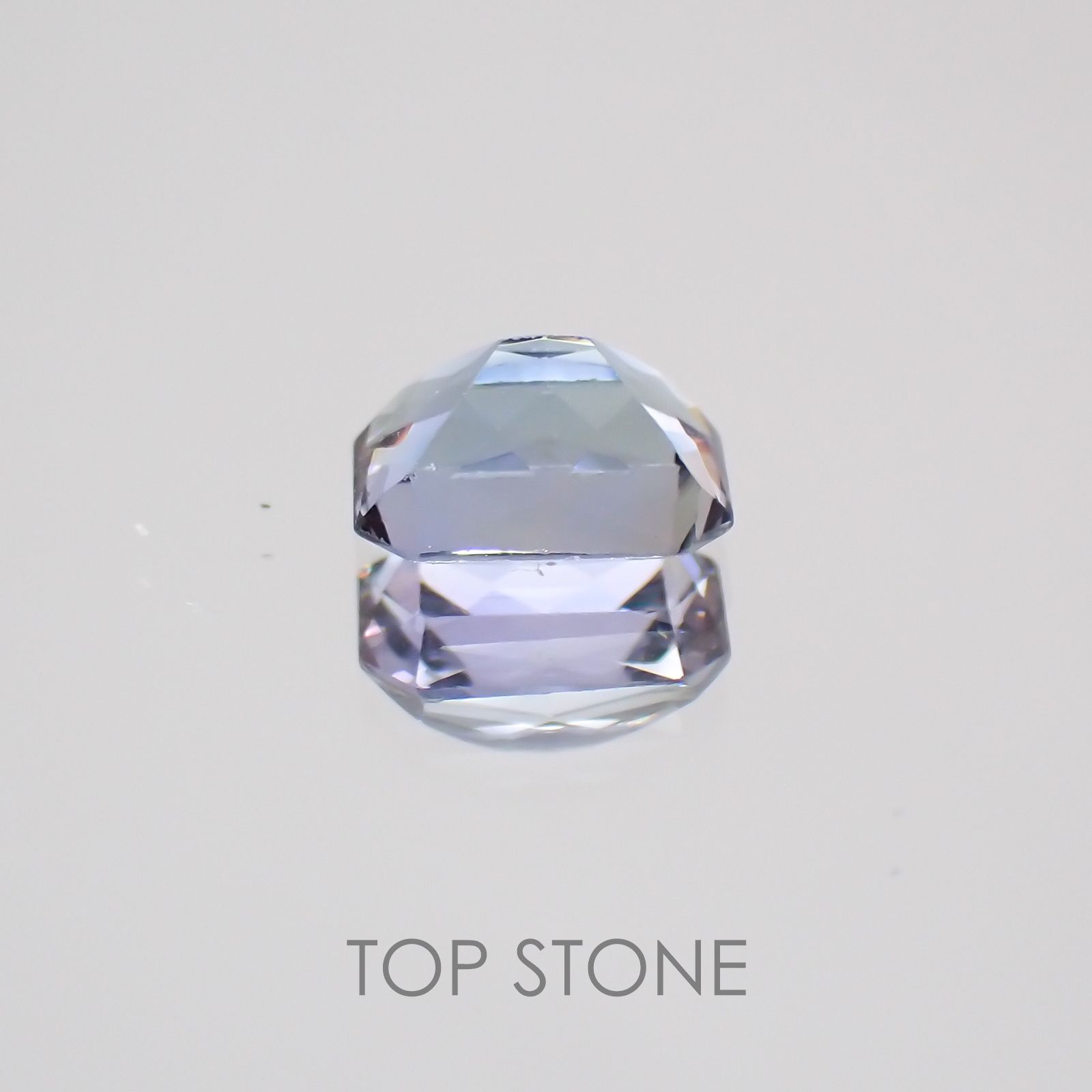 バイカラータンザナイト(ゾイサイト) タンザニア産 ルース 0.59ct[210310095]5.7×4.3mm前後