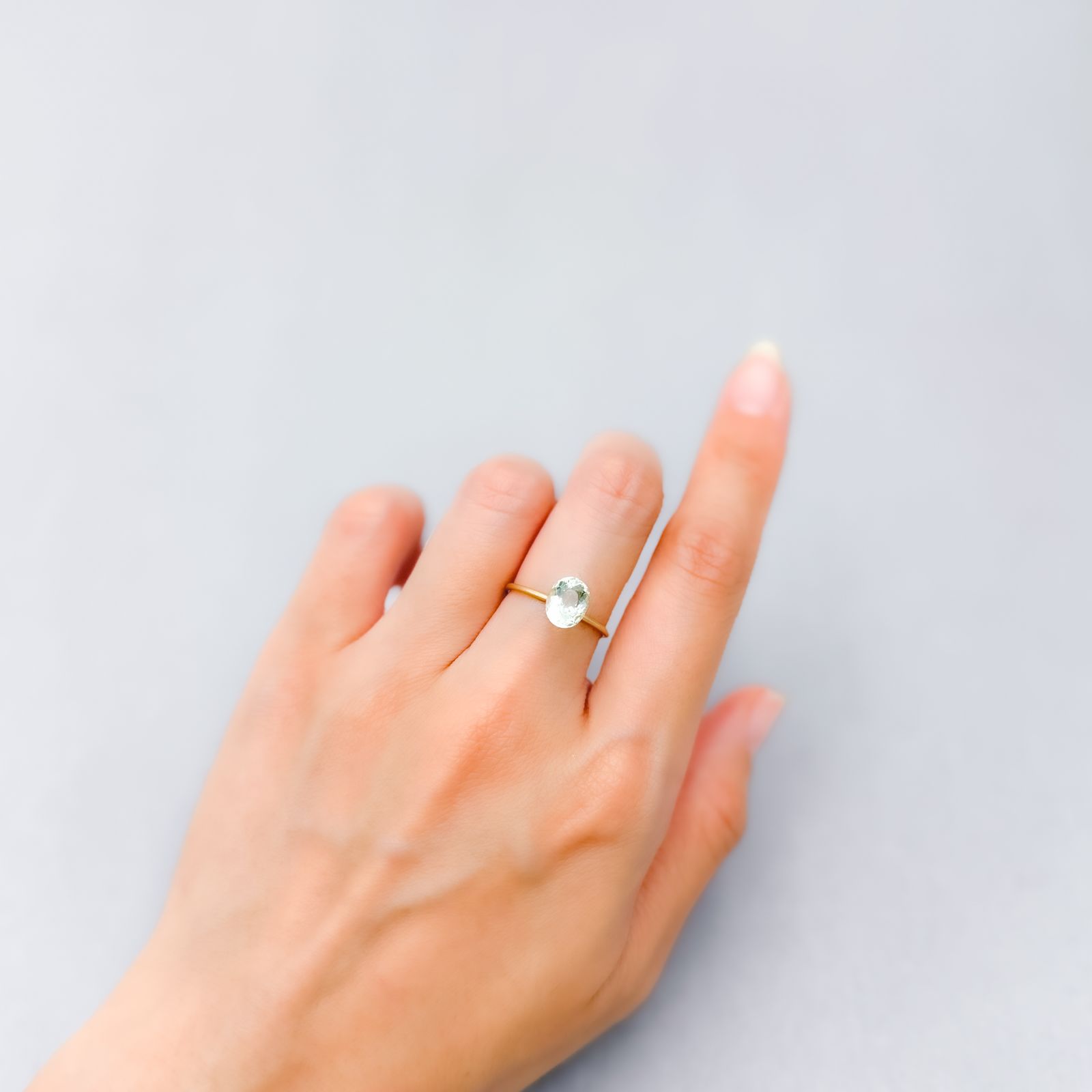 フローライト フルオレッセンス ジンバブエ産 1.92ct [250630514]8x6.4mm前後