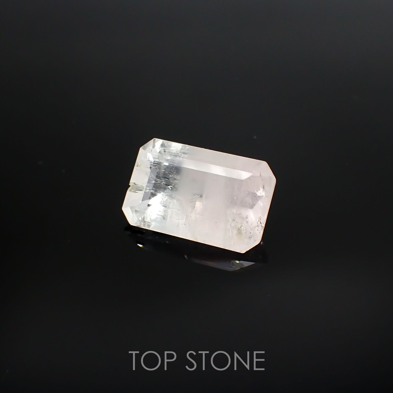 バイカラーベリル(宝石名バイカラー・ベリル)アフガニスタン産 10.03ct 識別済[220717121]17.2x11mm前後