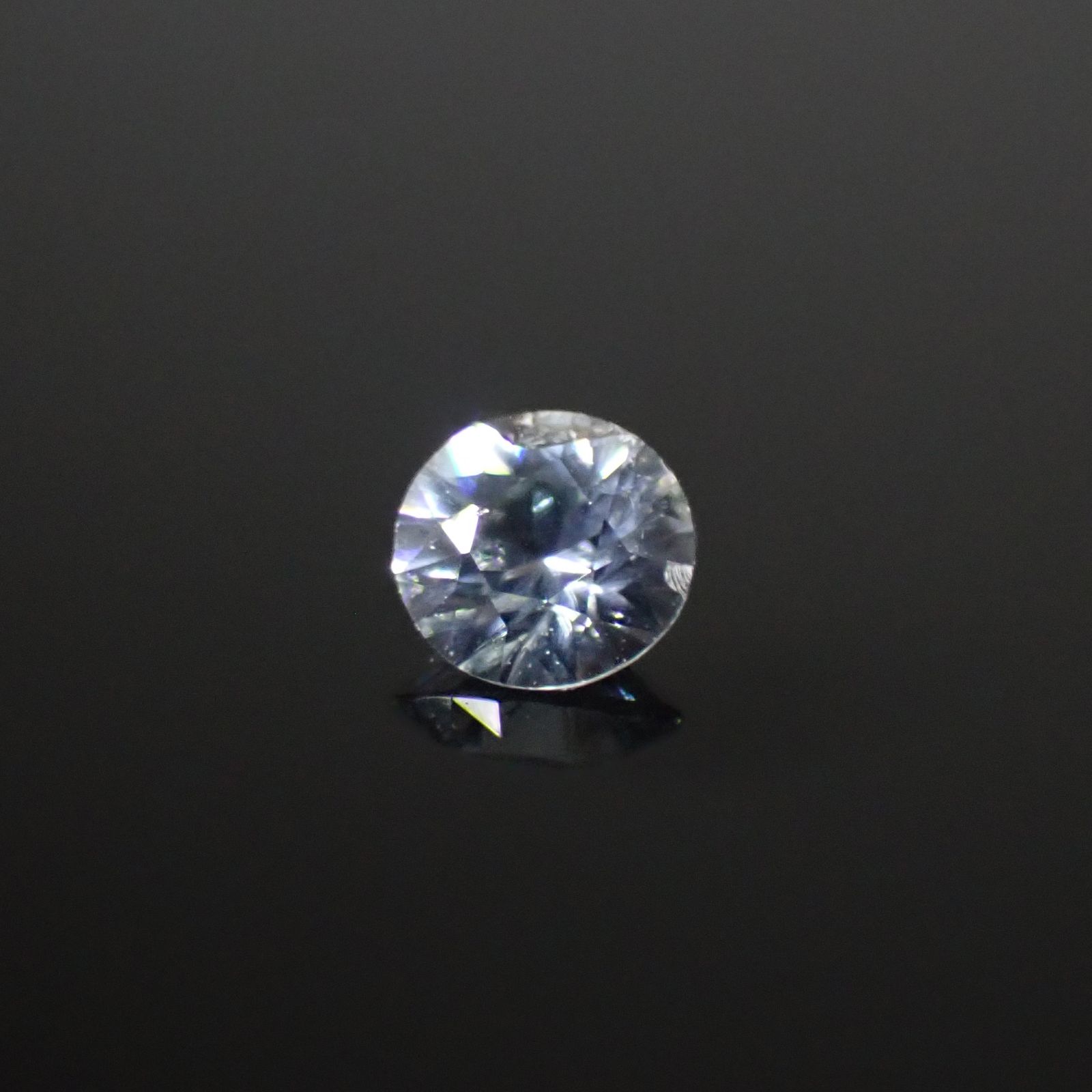 リバースカラーチェンジジルコン ミャンマー・モゴック産 0.28ct[240929174]3.8x3.7mm前後