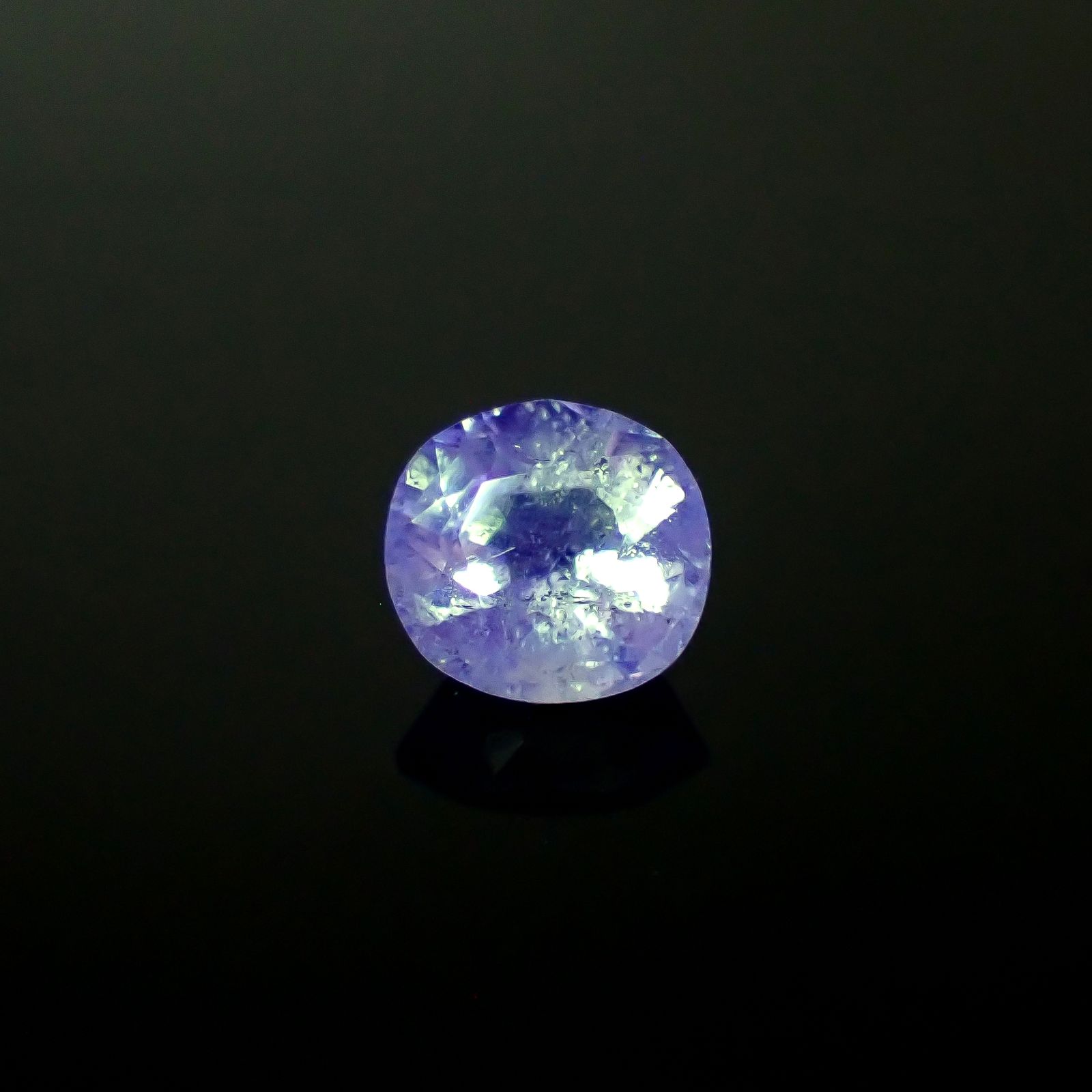ヘルデライト(宝石名ヘルデライト)ブラジル産 2.585ct ソ付(日独)[250830964]8.87x8.33mm前後