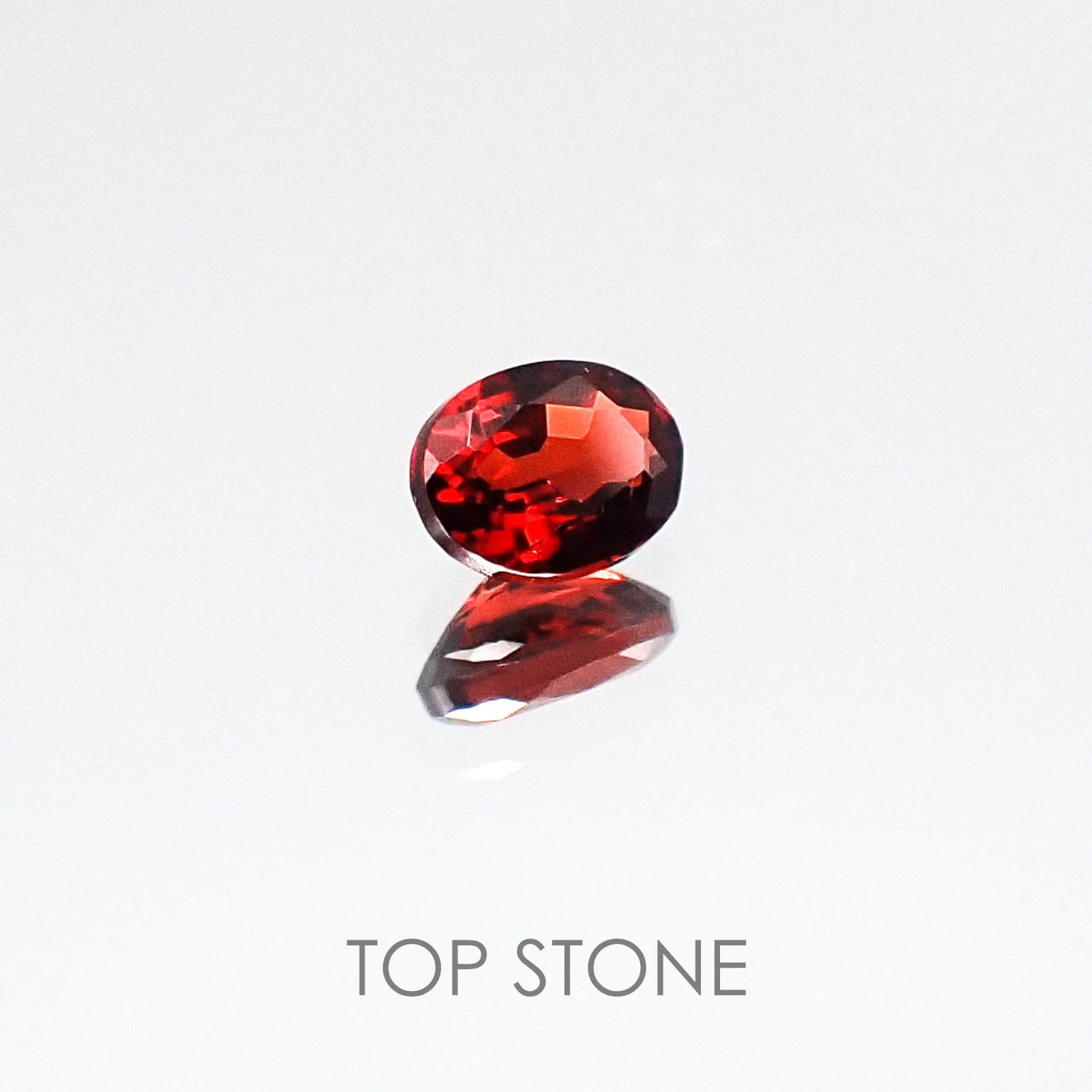 レッドスピネル タンザニア産 ルース 0.2ct[20073934]3.9×3mm前後