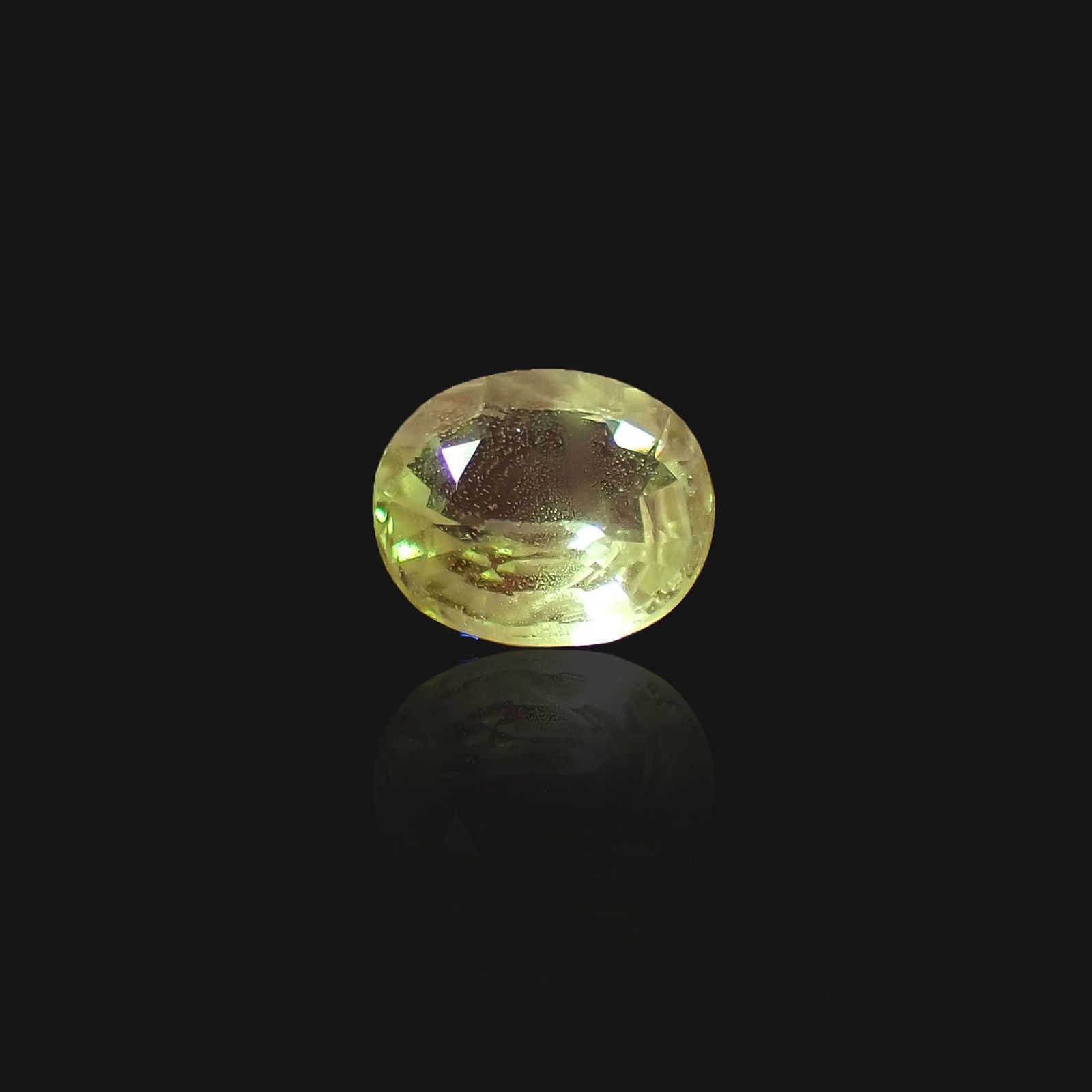 ミントガーネット(宝石名グリーン グロッシュラー・ガーネット)タンザニア・メレラニ鉱山産 識別済 1.01ct / 6.5x5.8mm前後 [251022488]