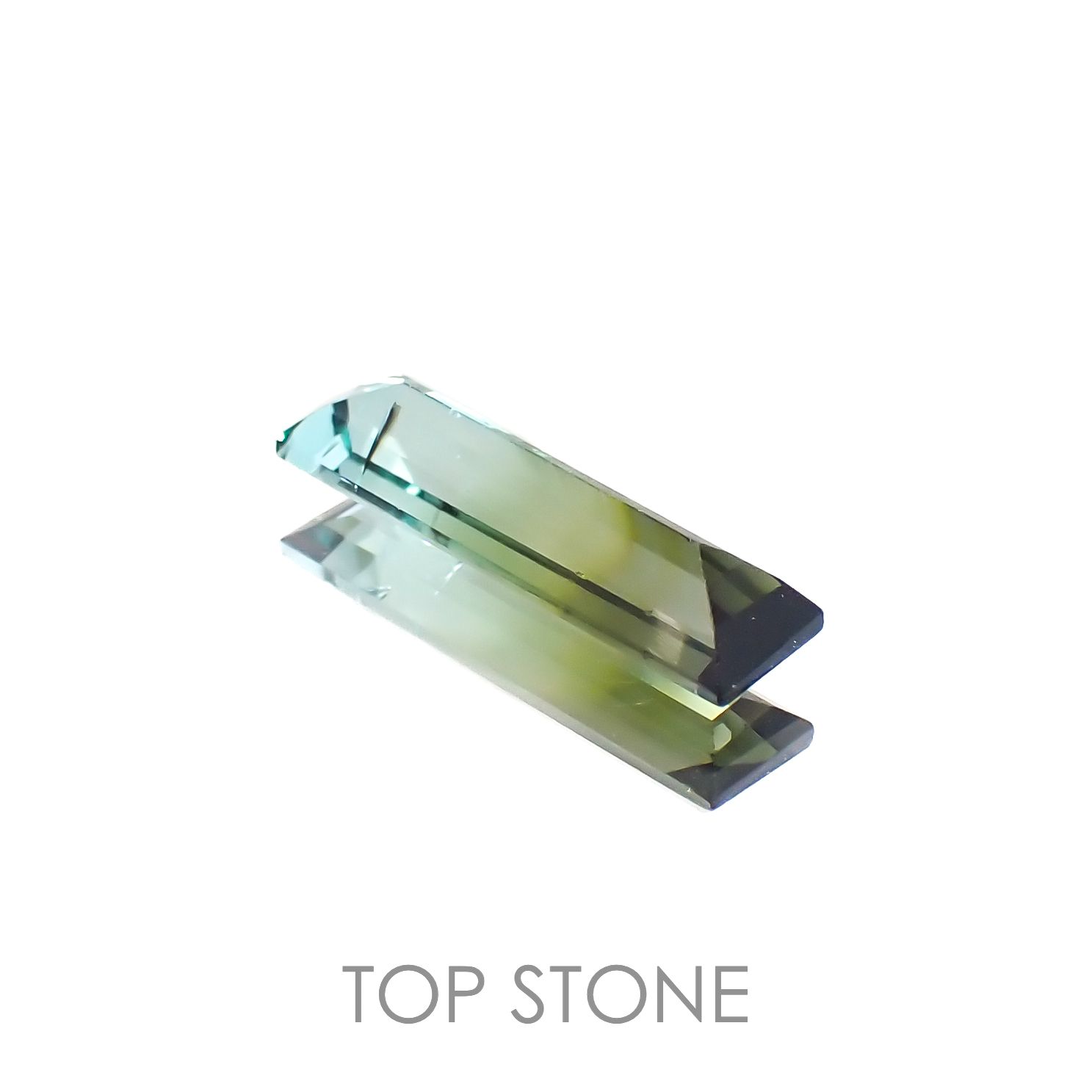 バイカラートルマリン コンゴ民主共和国産 1.33ct[230220534]13.2x3.5mm前後