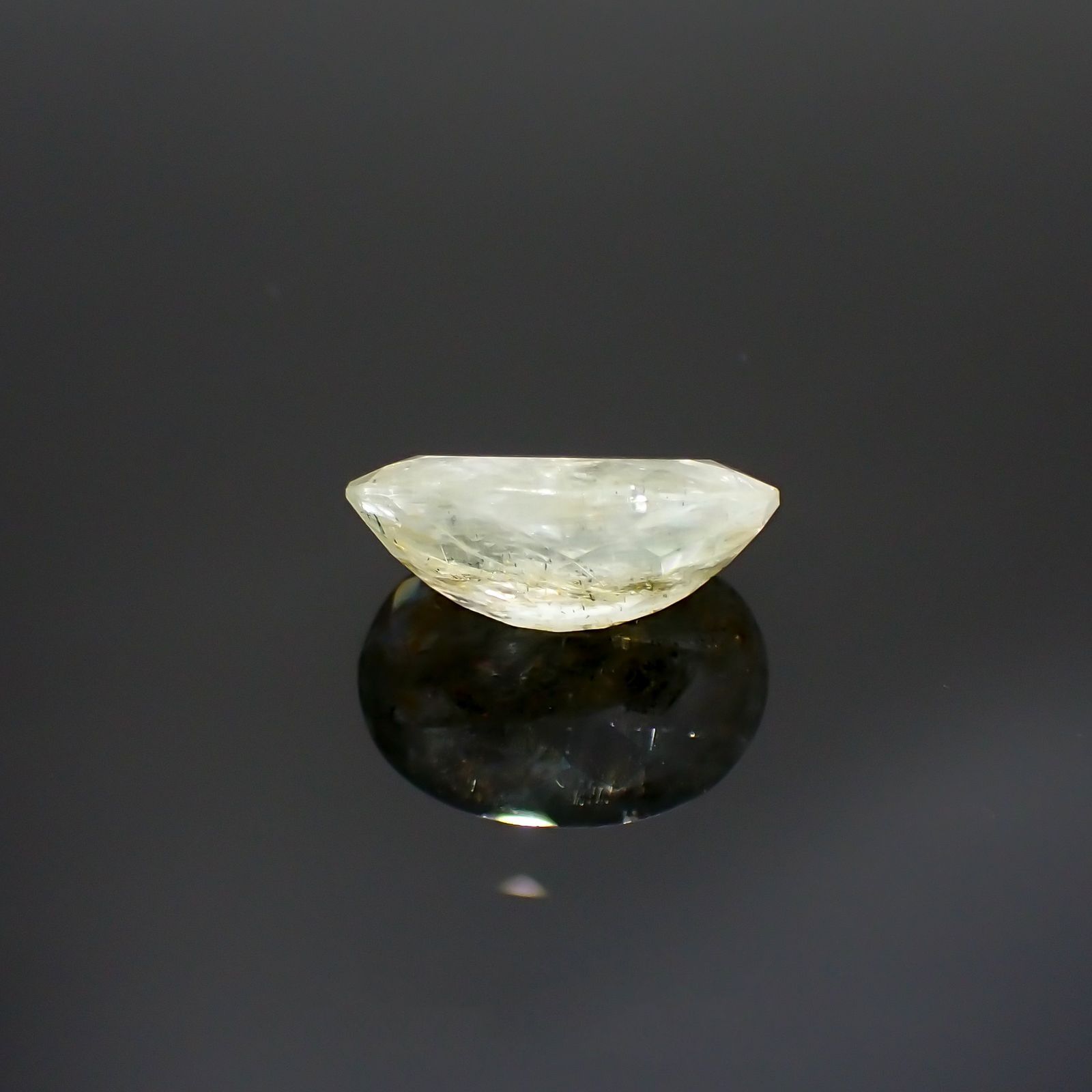 オーロラアクアマリン ブラジル産 8.03ct [220114387]16.5x12.4mm前後