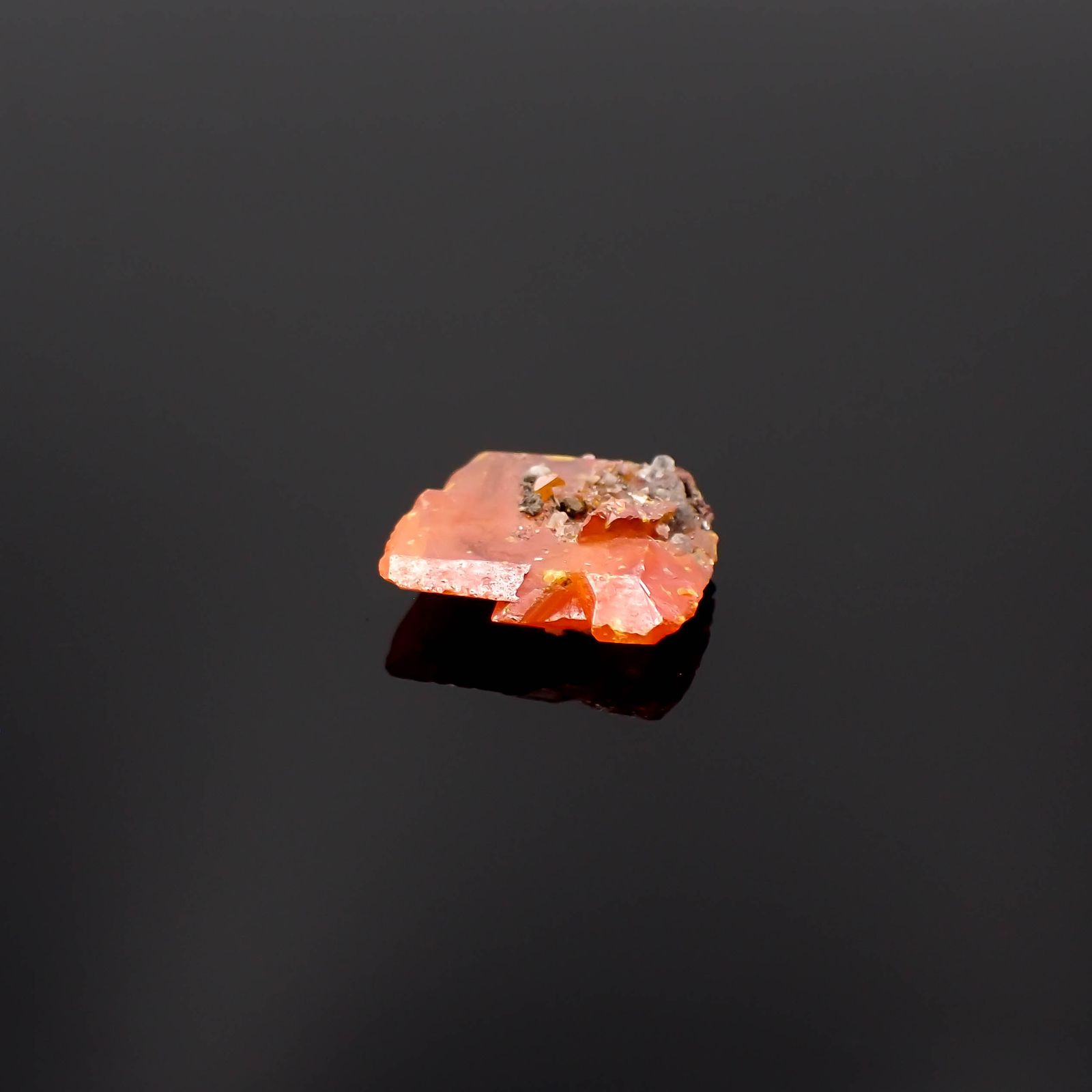ウルフェナイト 原石 アメリカ・アリゾナ州・レッドクラウド鉱山産 10.85ct[230421827]14.2x12.6mm前後