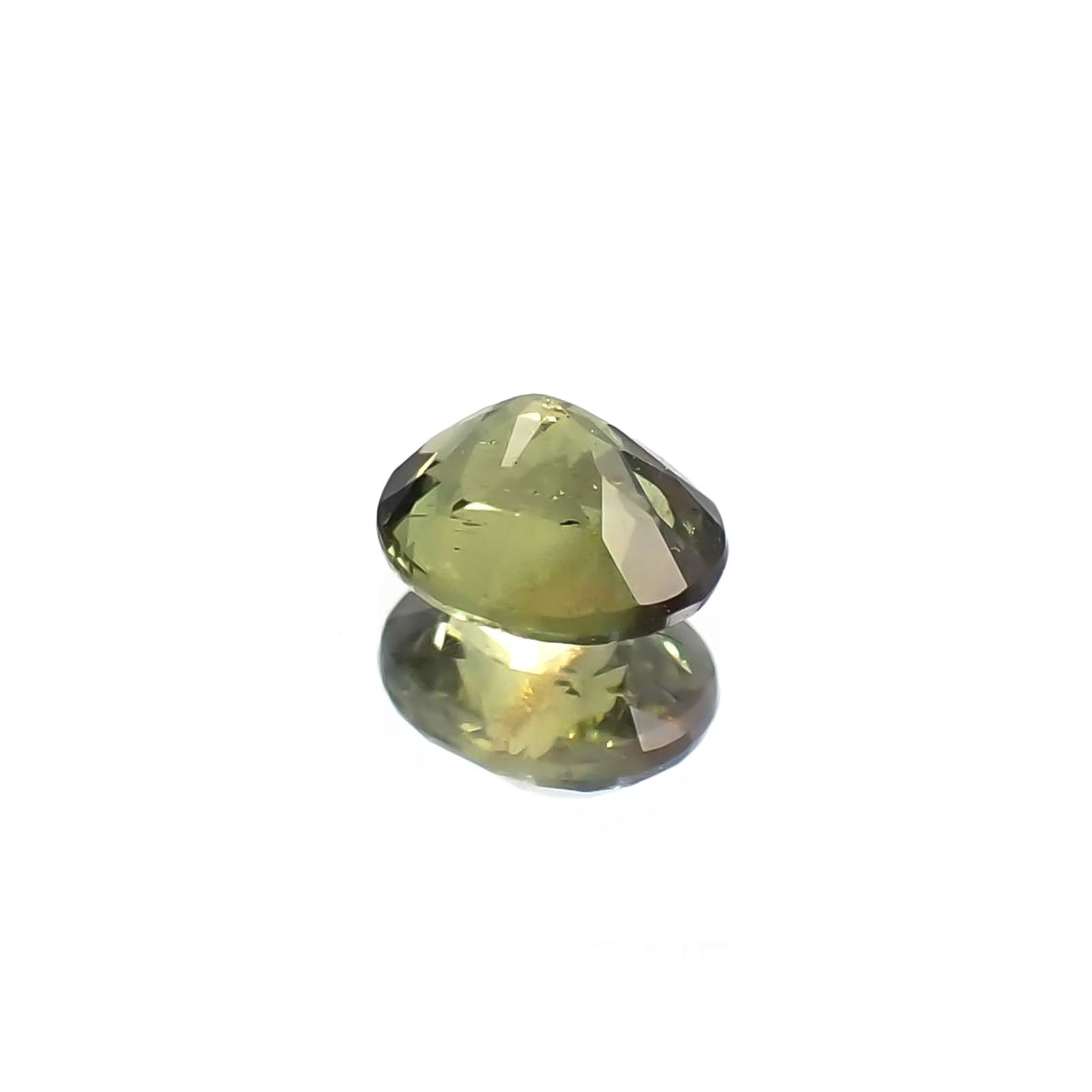 ゴールドシーンサファイア 非加熱(宝石名シーン・サファイア) ケニア産 識別済 0.43ct / 4.7x3.9mm前後 [260812067]