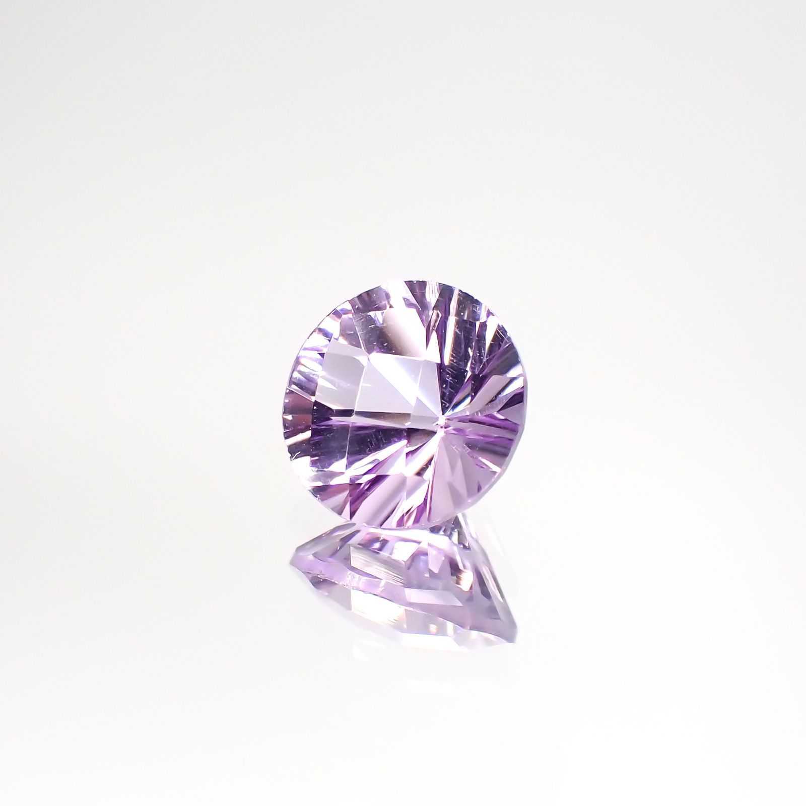 ◇チェッカーコンケーブカット◇アメジスト(宝石名アメシスト) ブラジル産 1.16ct 識別済[210913032]7.1×7.1mm前後