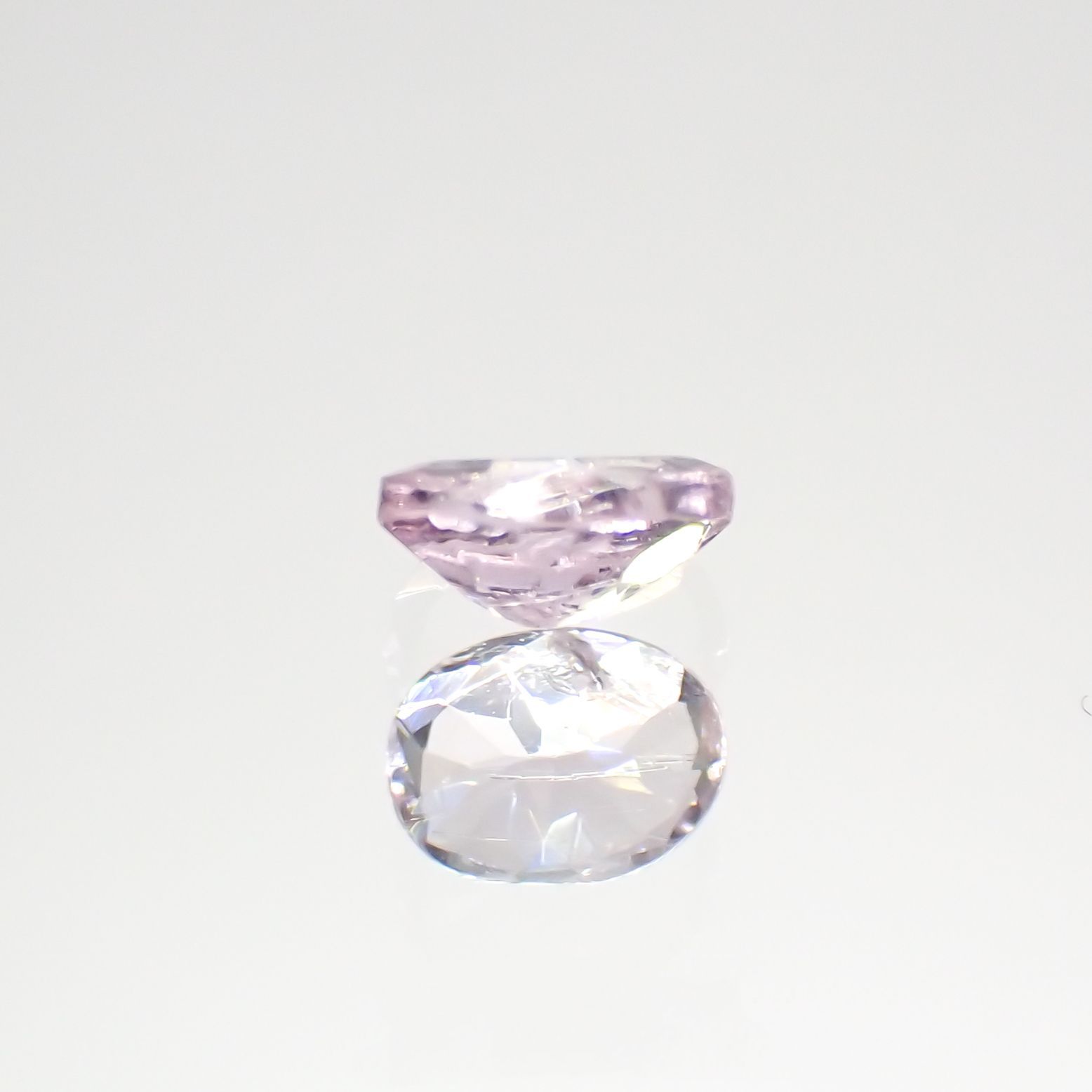 ピンクゾイサイト(宝石名ピンク・ゾイサイト)タンザニア産 0.17ct 識別済[220115055]4x3mm前後
