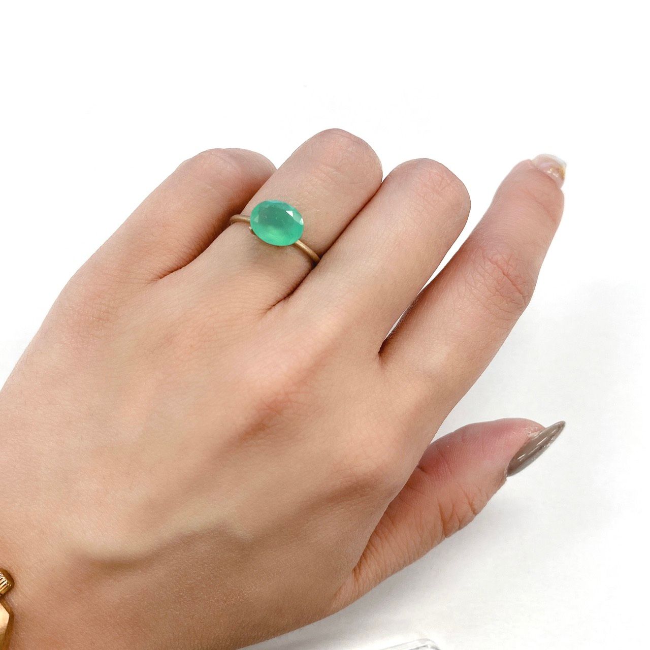 グリーンオパール 南アフリカ産 ルース 1.46ct[210510760]9×7mm前後