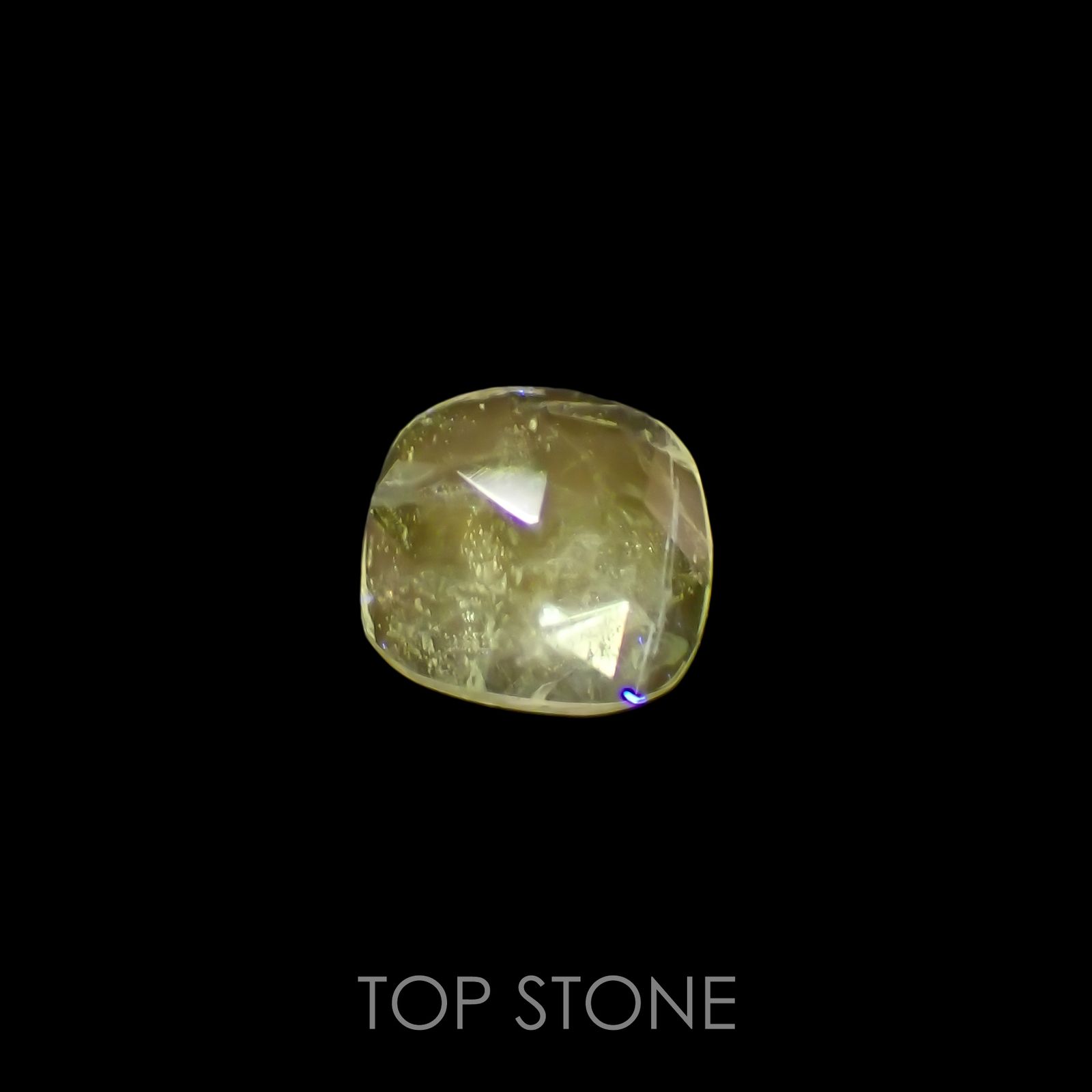 ◇ローズカット◇バナジウムコーネルピン(宝石名コーネルピン)タンザニア・タンガ州産 0.76ct 識別済[220115554]5.4x5.1mm前後