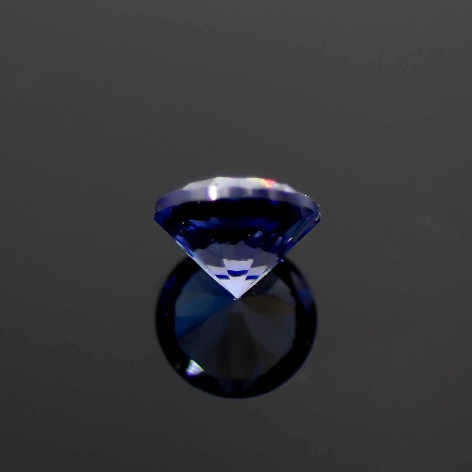 ベニトアイト アメリカ・カリフォルニア州産 0.096ct[230823215]2.7x2.7mm前後