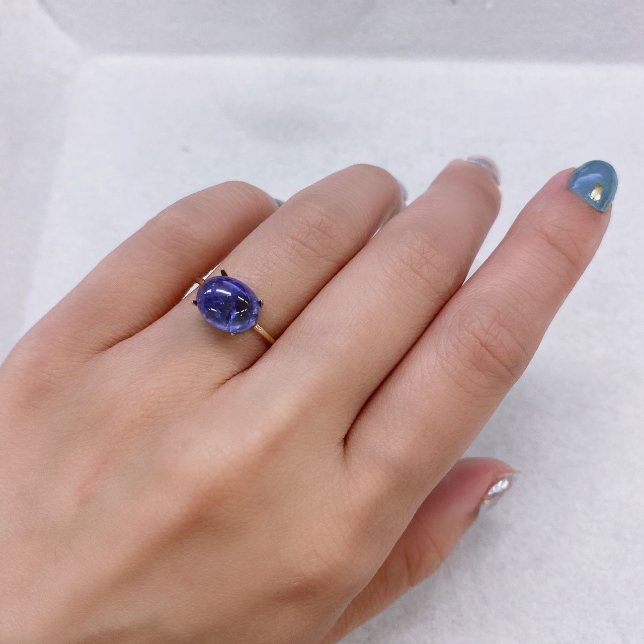 バイカラータンザナイト(宝石名バイカラー・ゾイサイト) タンザニア産 4.65ct 識別済[210912241]10×8.1mm前後