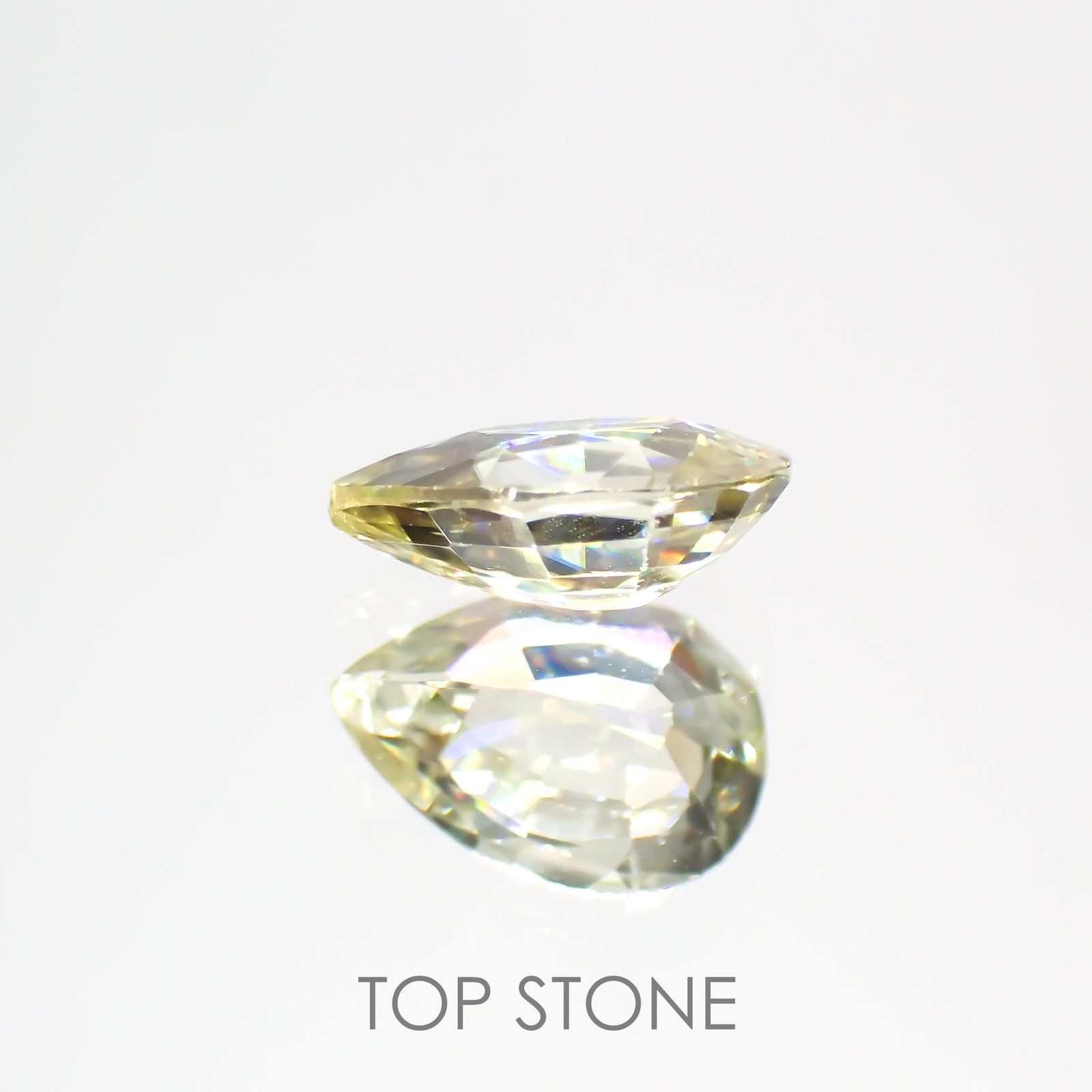 イエロージルコン(宝石名ジルコン) スリランカ/カンボジア産 1.01ct 識別済[21038239]7.3×5.2mm前後