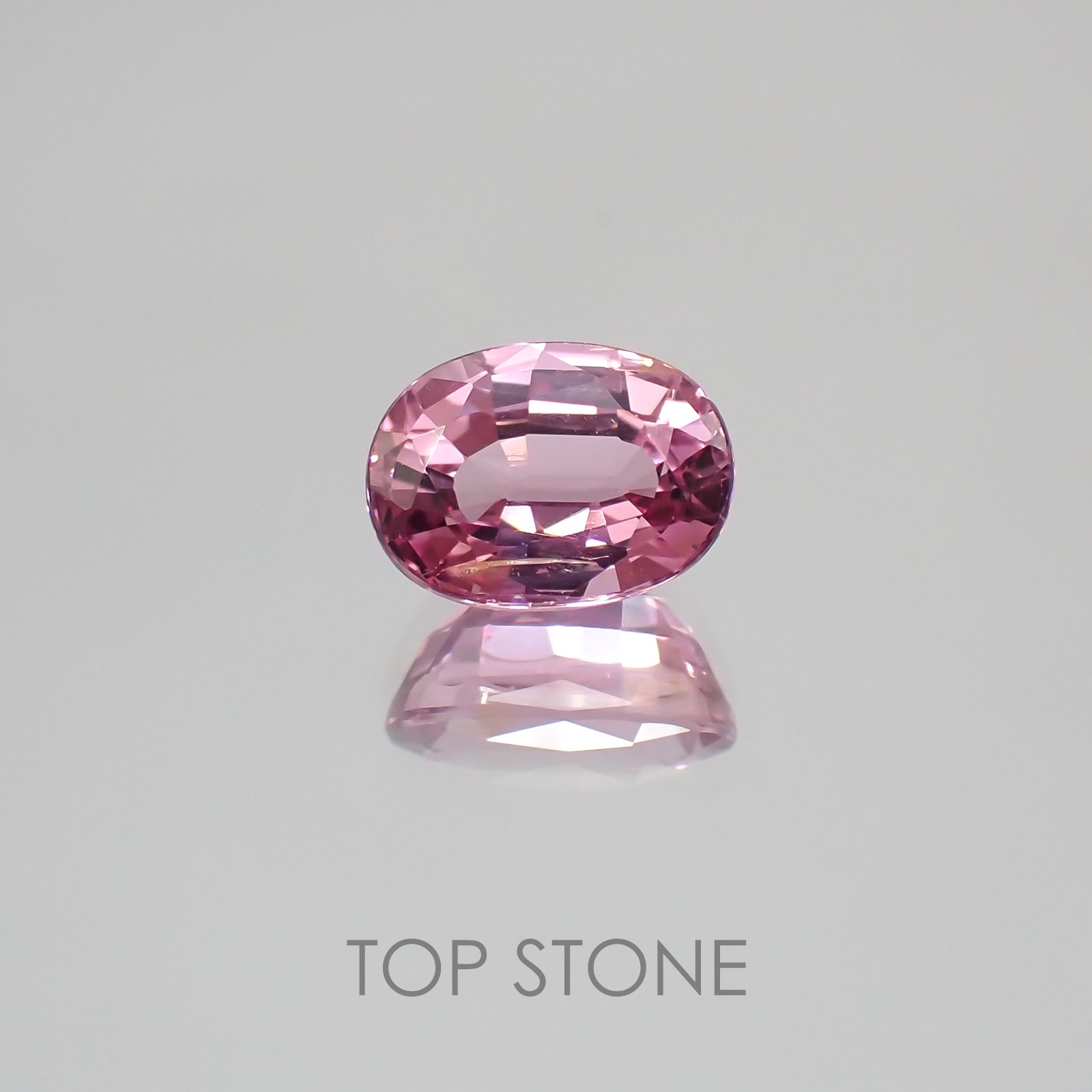 ピンクスピネル(宝石名ピンク・スピネル)タンザニア産 1.32ct 識別済[220817266]7.2x5.4mm前後