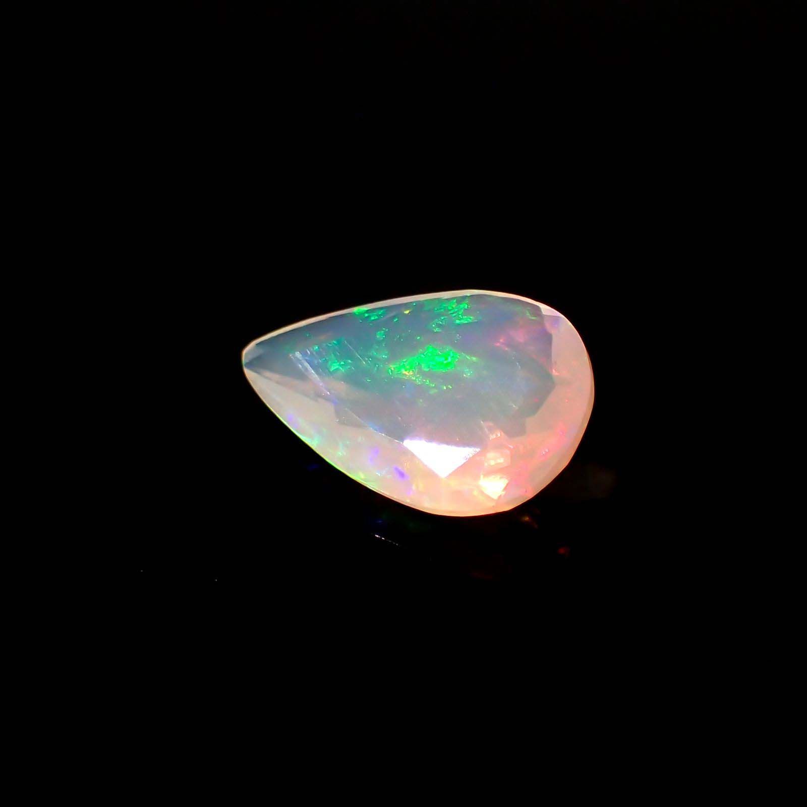エチオピアオパール(宝石名オパール)エチオピア産 0.99ct 識別済[230722908]11.4x7.1mm前後