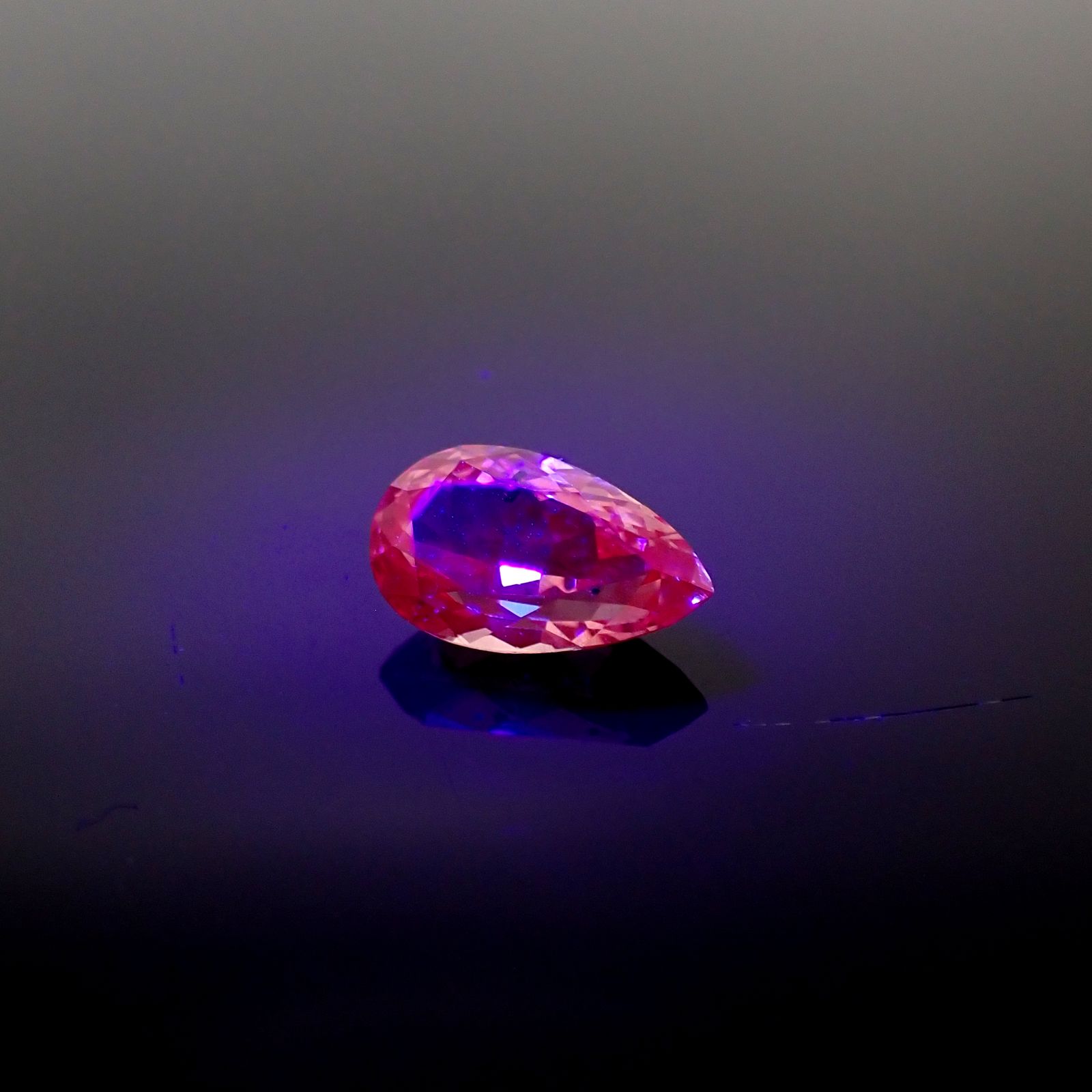 ドラゴンガーネット タンザニア産 1.89ct[231224547]9.8x5.8mm前後