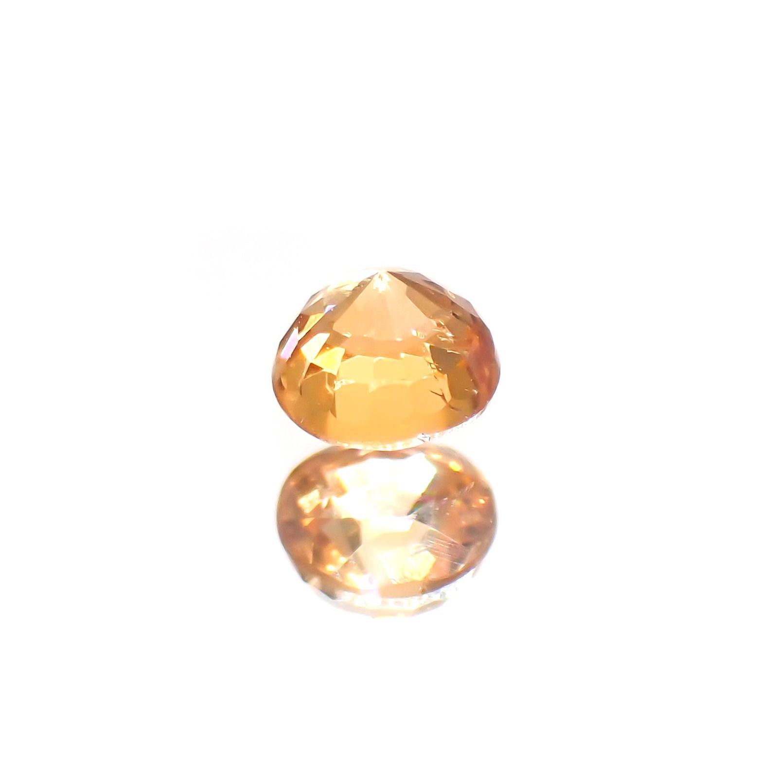 スペサルティンガーネット ケニア産 0.24ct[220114176]3.2x3.2mm前後