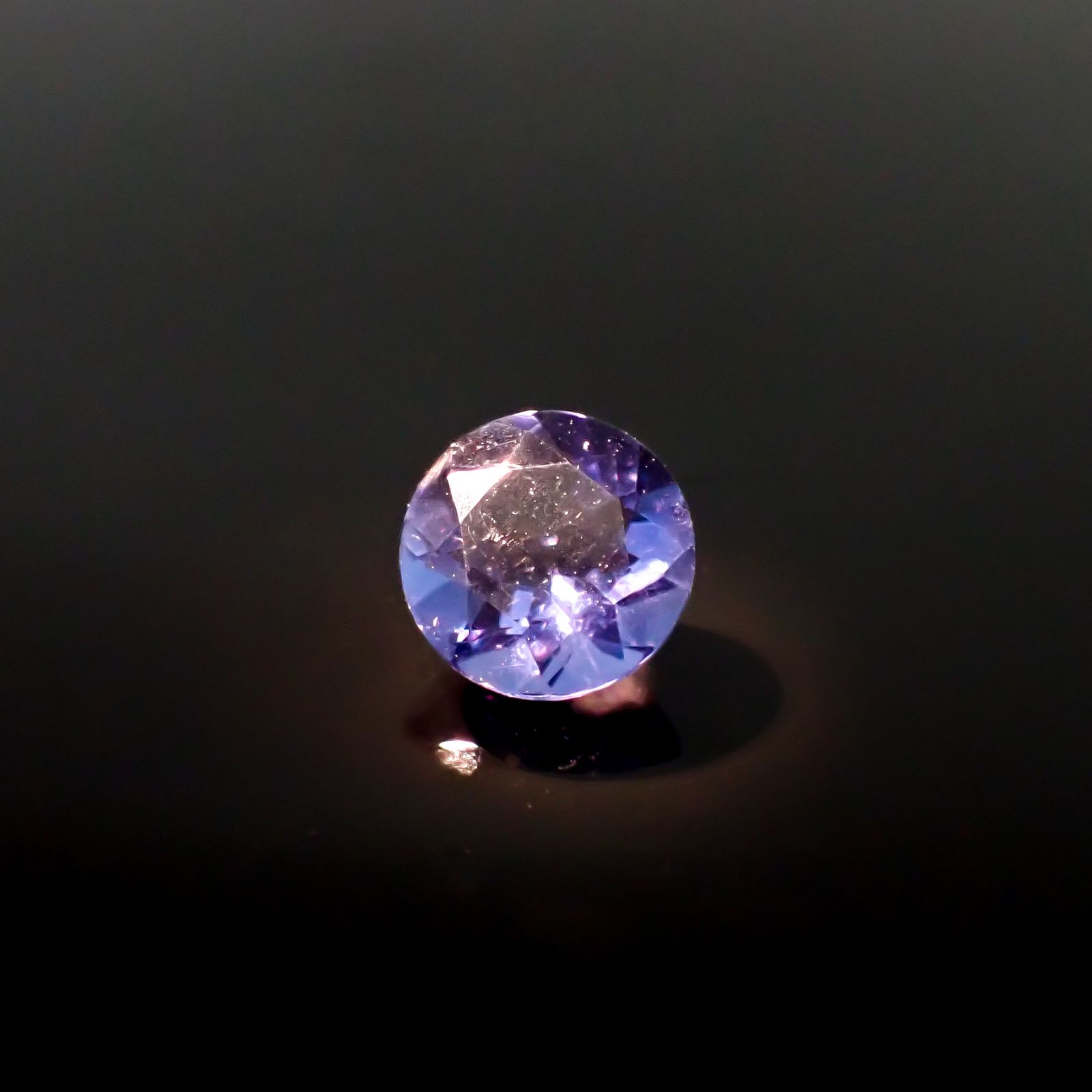 カラーチェンジフローライト ブラジル産 2.07ct [241229643]8x8mm前後