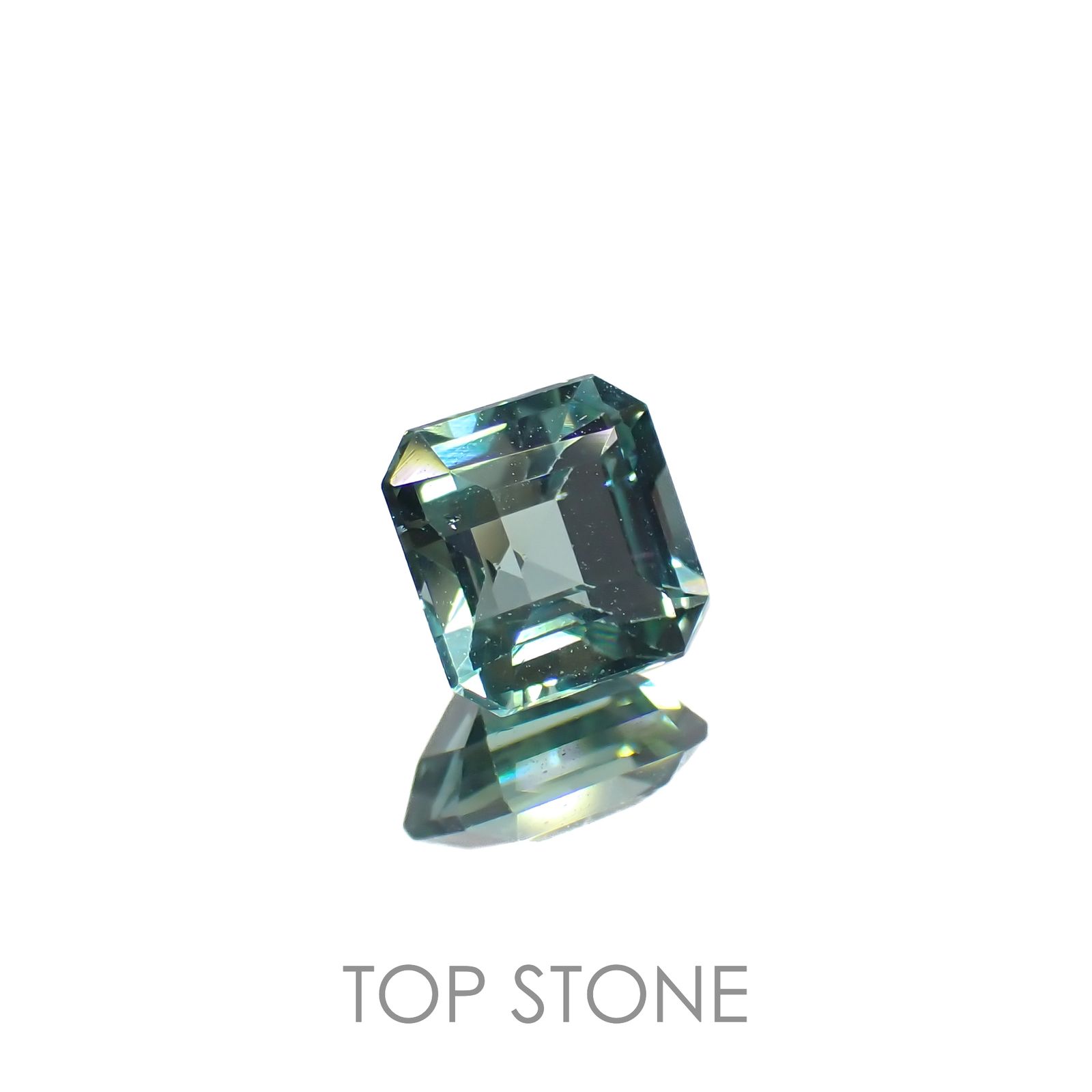 ブルーグリーントルマリン(宝石名トルマリン)ルワンダ産 0.94ct 識別済[221118988]5.7x5.6mm前後