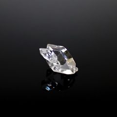 ハーキマーダイヤモンド 原石 アメリカ・ニューヨーク州産 3.69ct [250329972]12x8.3mm前後