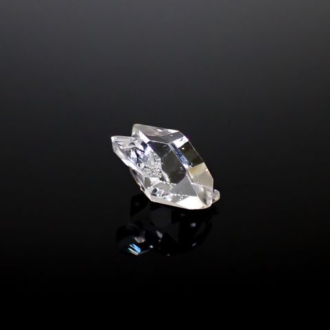 ハーキマーダイヤモンド 原石 アメリカ・ニューヨーク州産 3.69ct [250329972]12x8.3mm前後