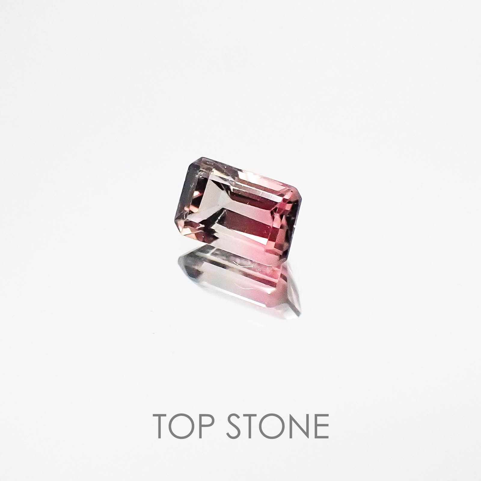 バイカラートルマリン(宝石名バイカラー・トルマリン) ブラジル産 0.36ct 識別済[20074041]5.1×3.3mm前後