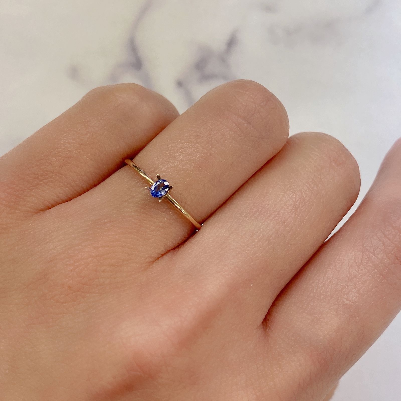 ベニトアイト(宝石名ベニトアイト) アメリカ・カリフォルニア産 0.096ct 識別済[210711648]3.3×2.4mm前後