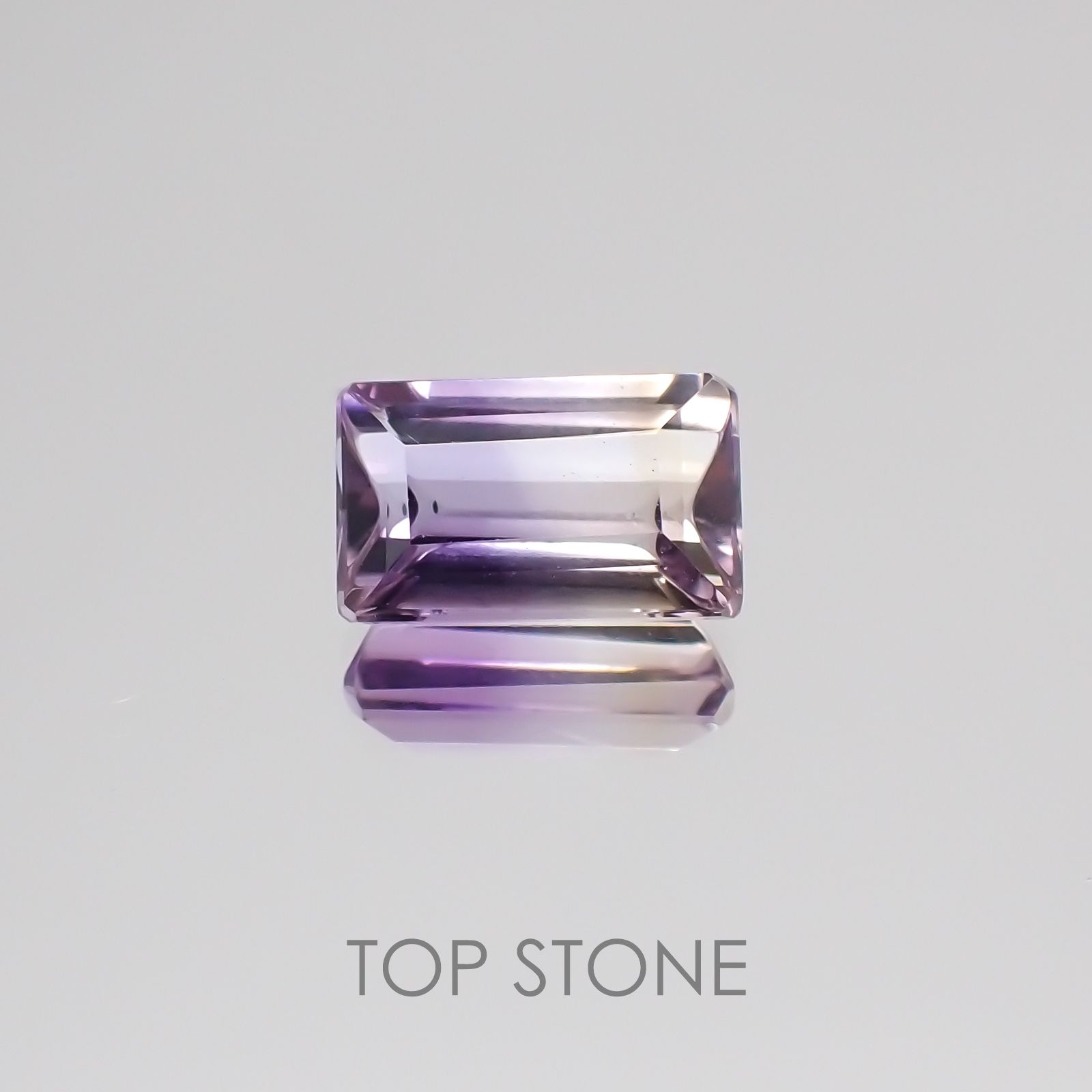 アワーグラスアメジスト モロッコ産 ルース 2.48ct[21038591]10.1×6.2mm前後