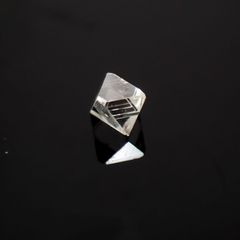 ソーヤブルダイヤモンド 原石 ロシア産 ルース 0.048ct[210410555]2.3×2.3mm前後