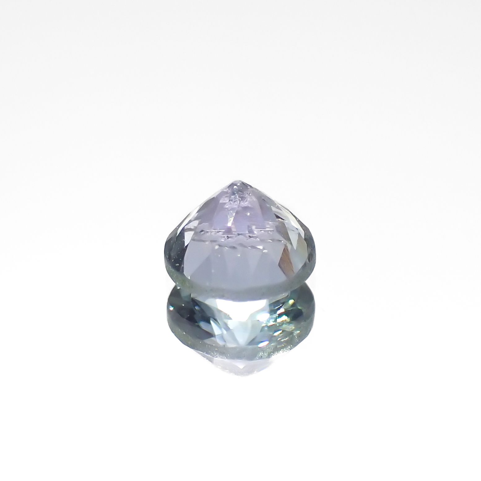 バイカラータンザナイト(宝石名ゾイサイト)タンザニア産 0.44ct 識別済[230421796]4.6x4.6mm前後