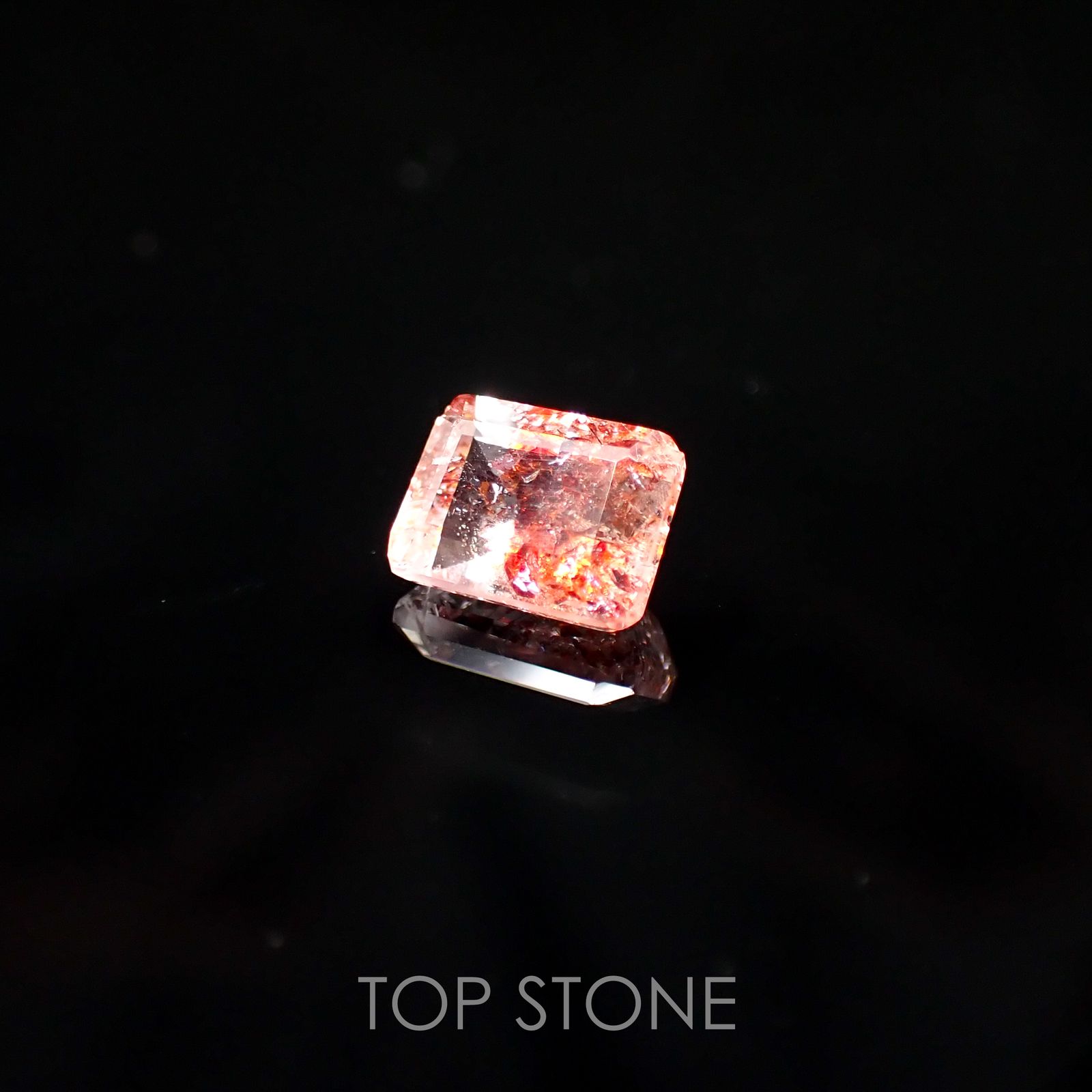 ファイヤークォーツ ナイジェリア産 ルース 1.3ct[210510705]7.5×5.6mm前後