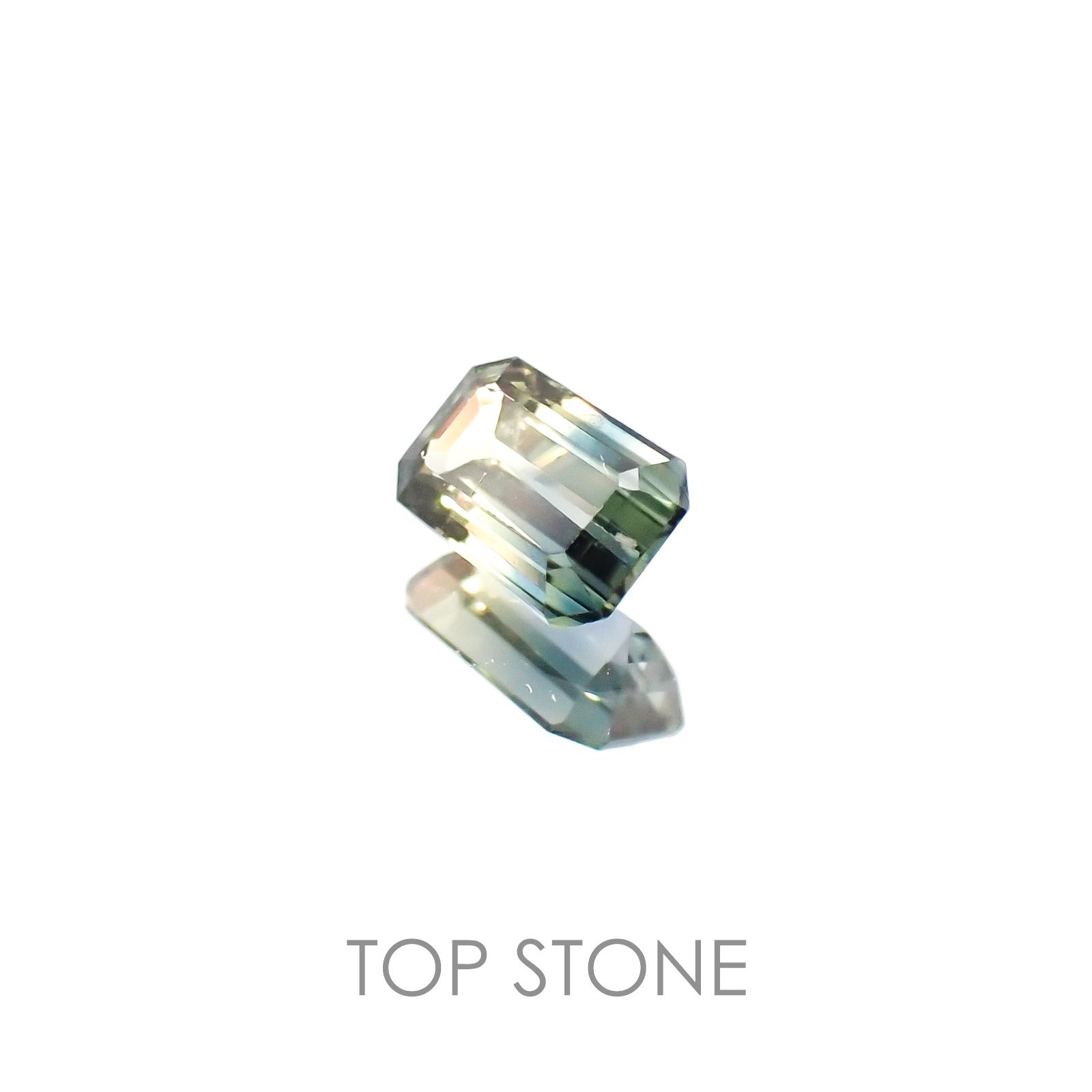バイカラーサファイア タンザニア産 ルース 0.24ct[20106686]4.2×2.8mm前後
