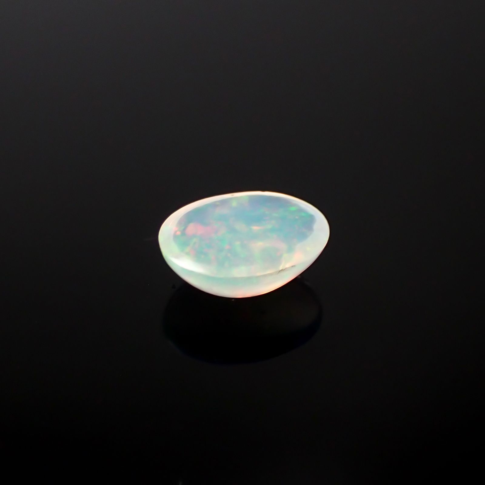 エチオピアオパール エチオピア産 0.59ct[230321043]7.8x5.7mm前後