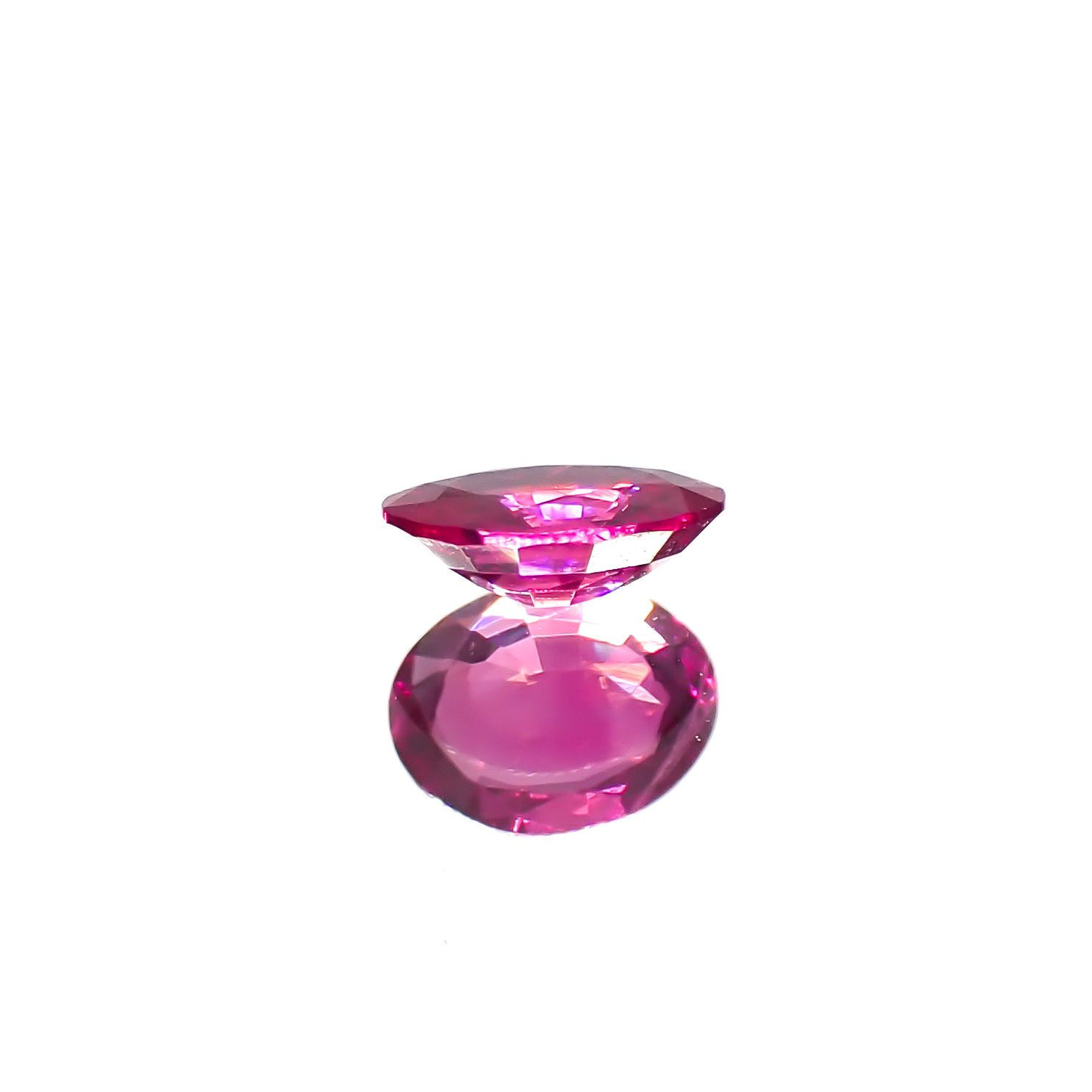 ルビー ビルマ/モザンビーク産 0.21ct [241029397]4.4x3.5mm前後