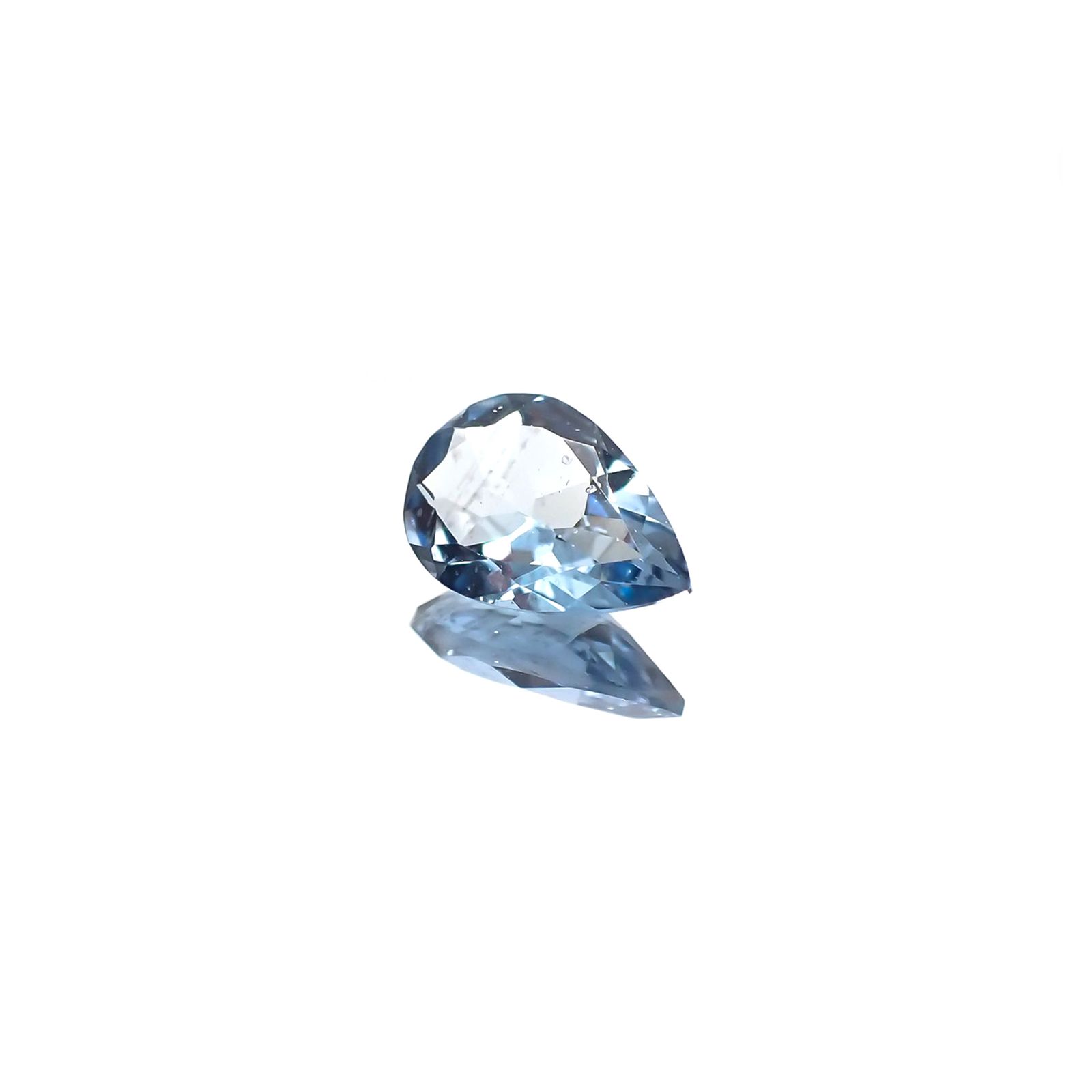 サンタマリアアクアマリン(宝石名アクアマリン) ブラジル産 0.478ct ソ付(彩珠)[210711413]7.1×4.9mm前後
