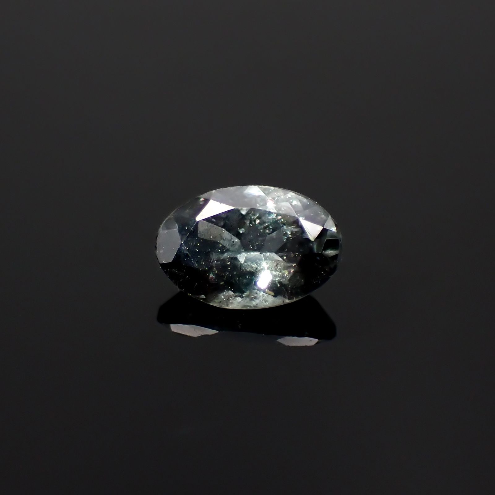 ベキリーブルーガーネット（カラーチェンジガーネット アレキタイプ） マダガスカル・ベキリー産 0.48ct[240223001]5.8x3.9mm前後