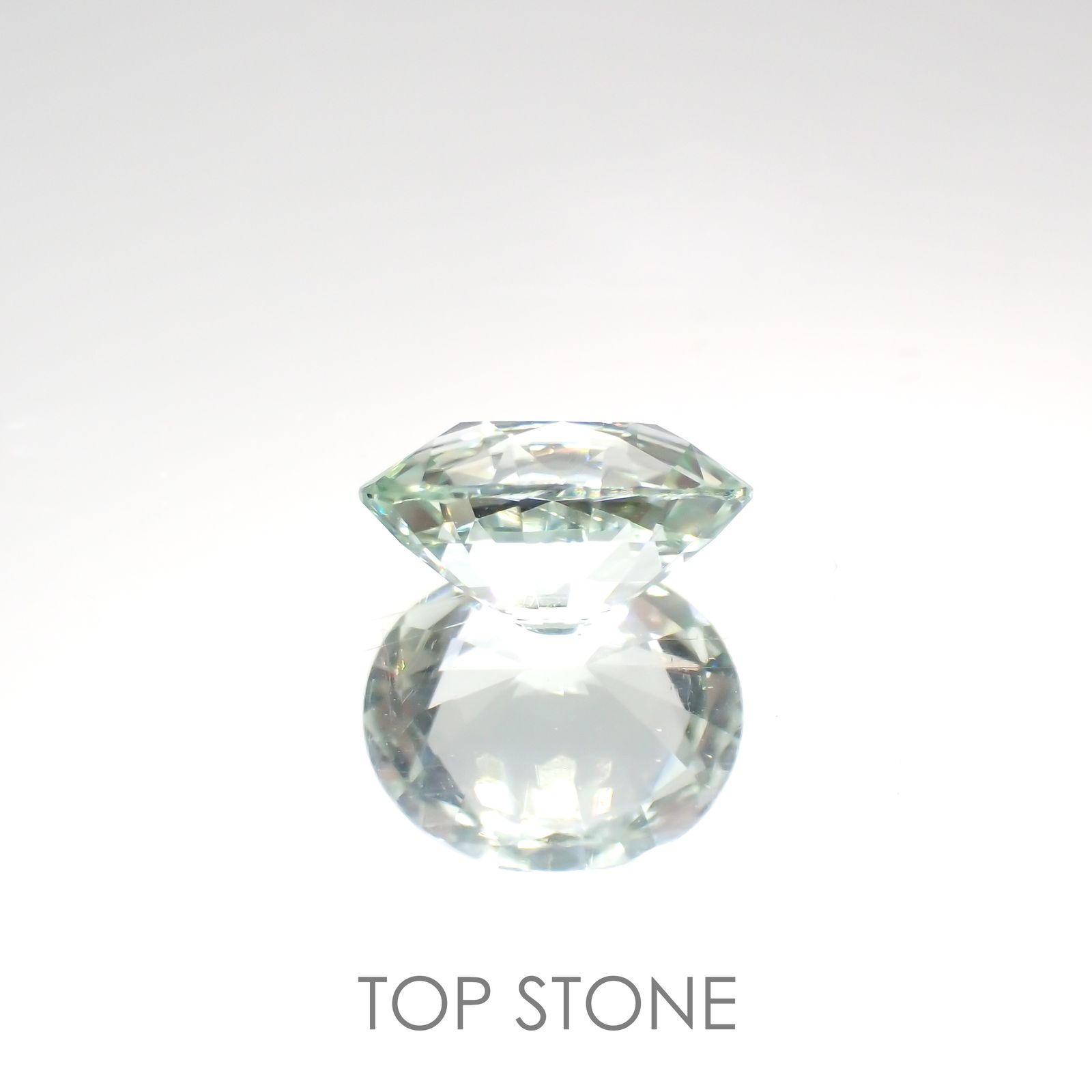 ミントトルマリン(宝石名ライトグリーン・トルマリン) ルワンダ産 1.659ct ソ付(彩珠)[210510002]8.3×7.3mm前後