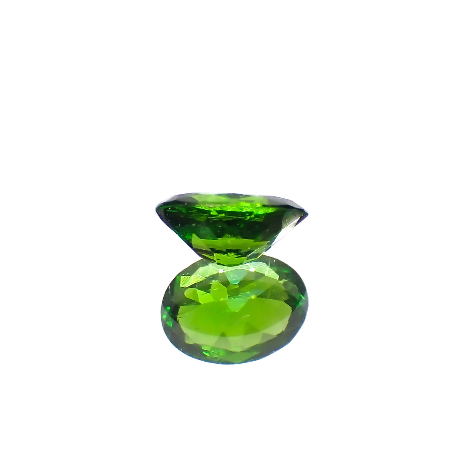 クロムダイオプサイド(宝石名クロム・ダイオプサイド)ロシア産 0.20ct 識別済[231023900]4.5x3.3mm前後