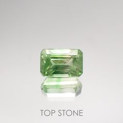 バイカラーツァボライト(宝石名グリーン グロッシュラー・ガーネット) タンザニア産 0.86ct 識別済[210711575]6×3.9mm前後