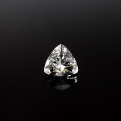 日本水晶 滋賀県田上山大谷河原産 3.04ct / 9.8x10.1mm前後 [260632418]