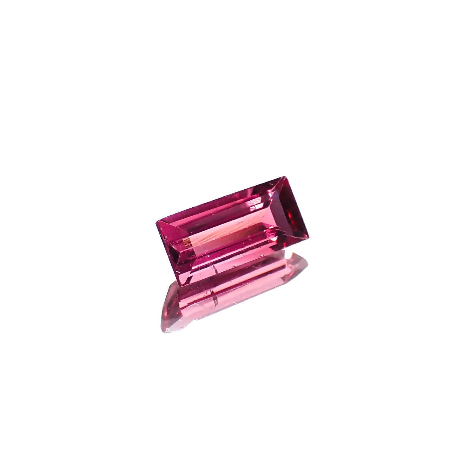 ルベライト ブラジル産 1.18ct[240628090]9.1x4.2mm前後