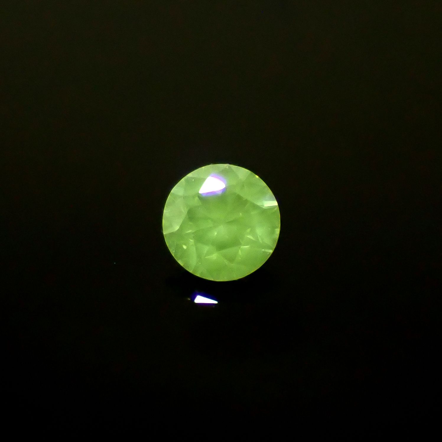 シルキーダイヤモンド 0.078ct [250730768]2.7x2.7mm前後
